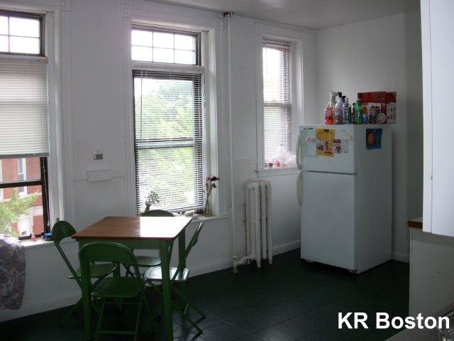 1914 Beacon St, Brighton