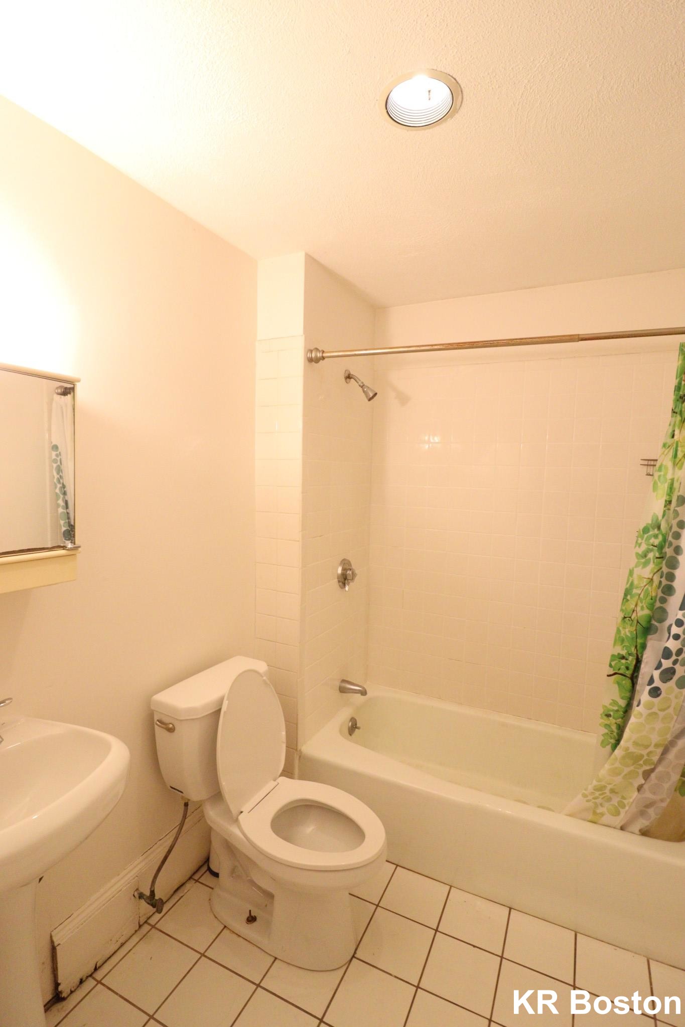 132 Chiswick Rd, Brighton