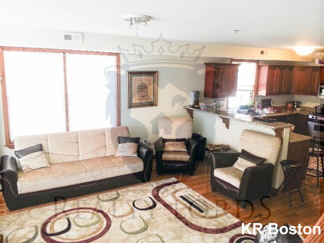 102 Allston St, Allston