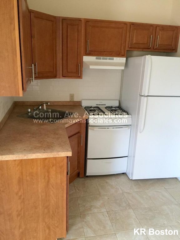 19 Brighton Ave, Allston