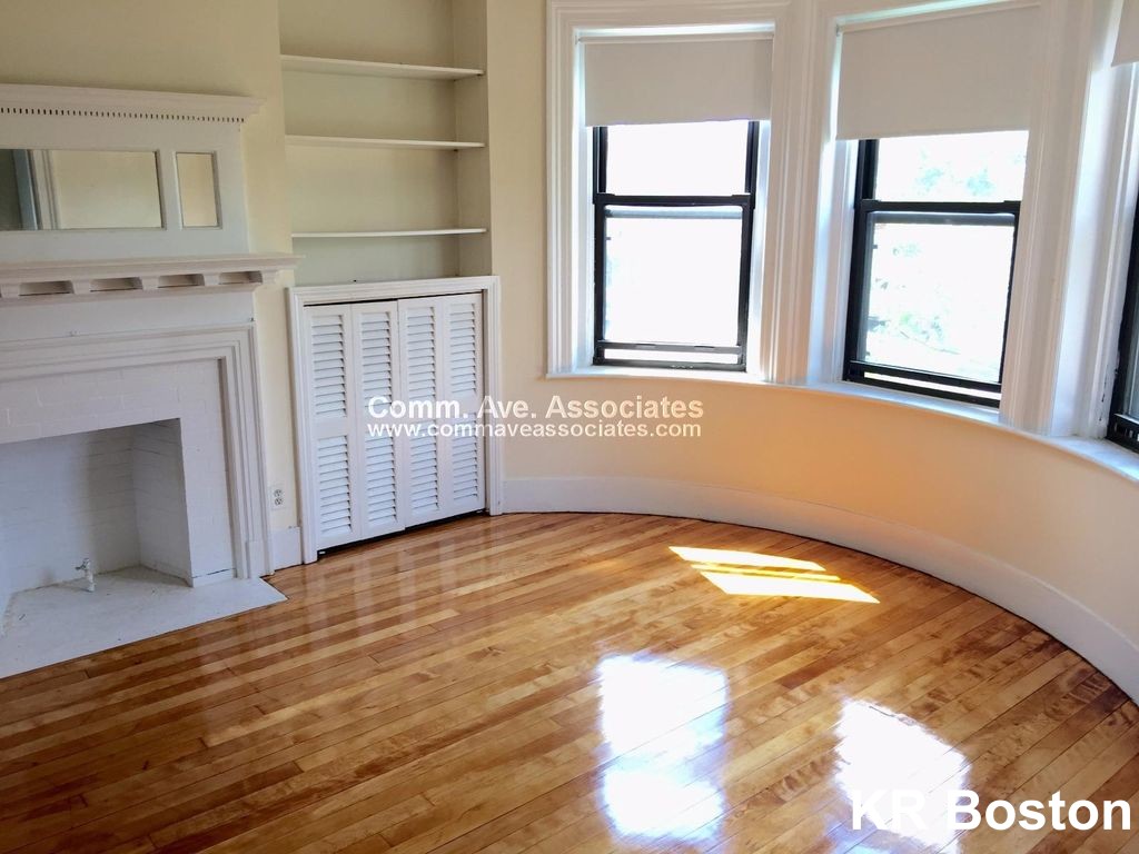 19 Brighton Ave, Allston