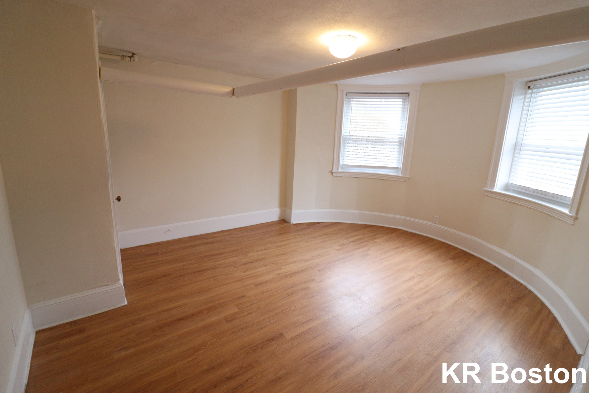 7 Mount Hood Rd, Brighton