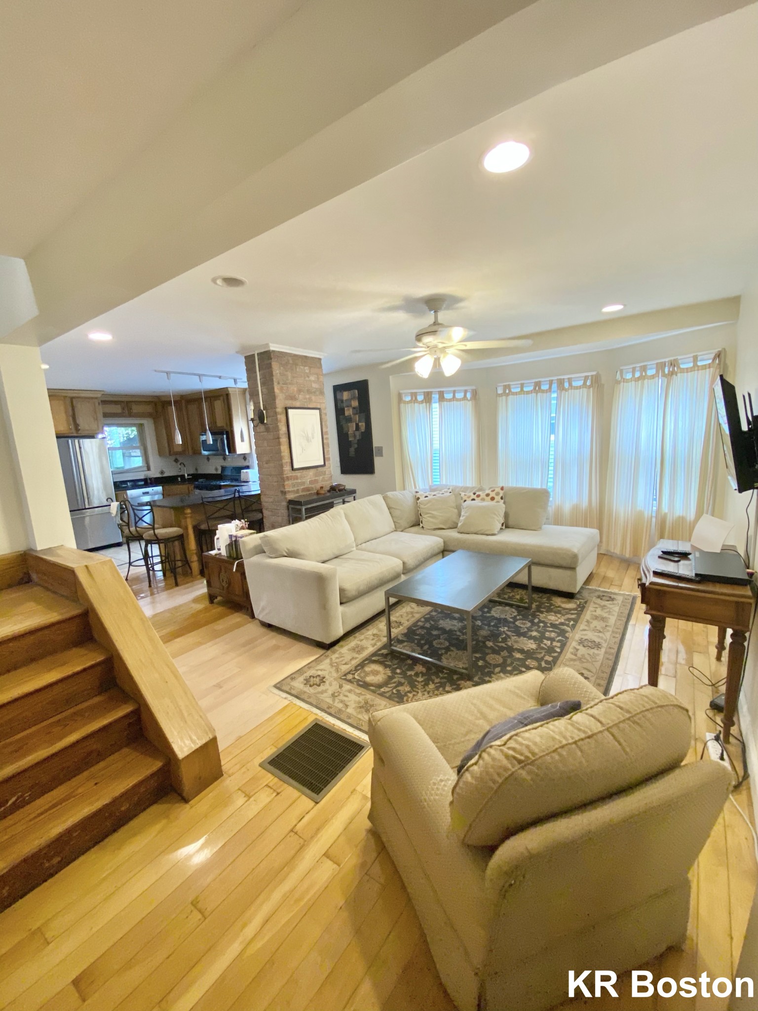 5 bed, 3 bath apartment for rent at 17 Holman St Unit 11, Allston — photo 8 of 23