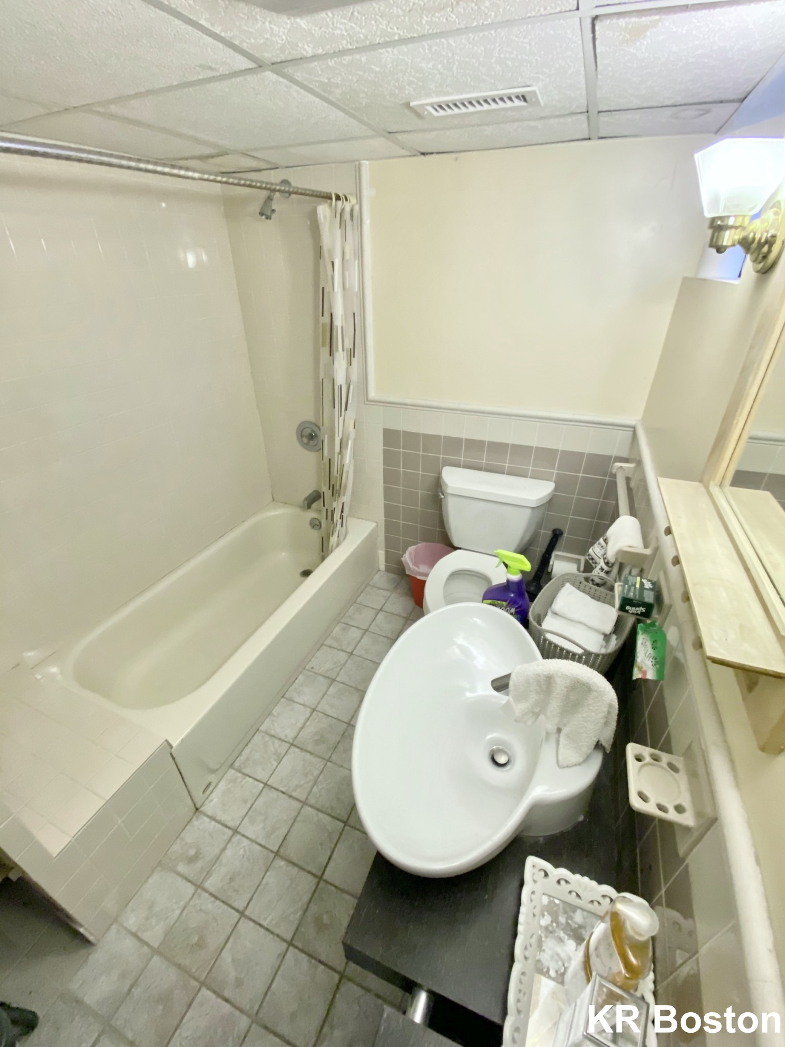 5 bed, 3 bath apartment for rent at 17 Holman St Unit 11, Allston — photo 18 of 23