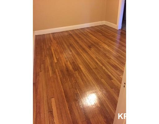 1 bed, 1 bath apartment for rent at 28 Quint Ave, Allston — photo 3 of 4