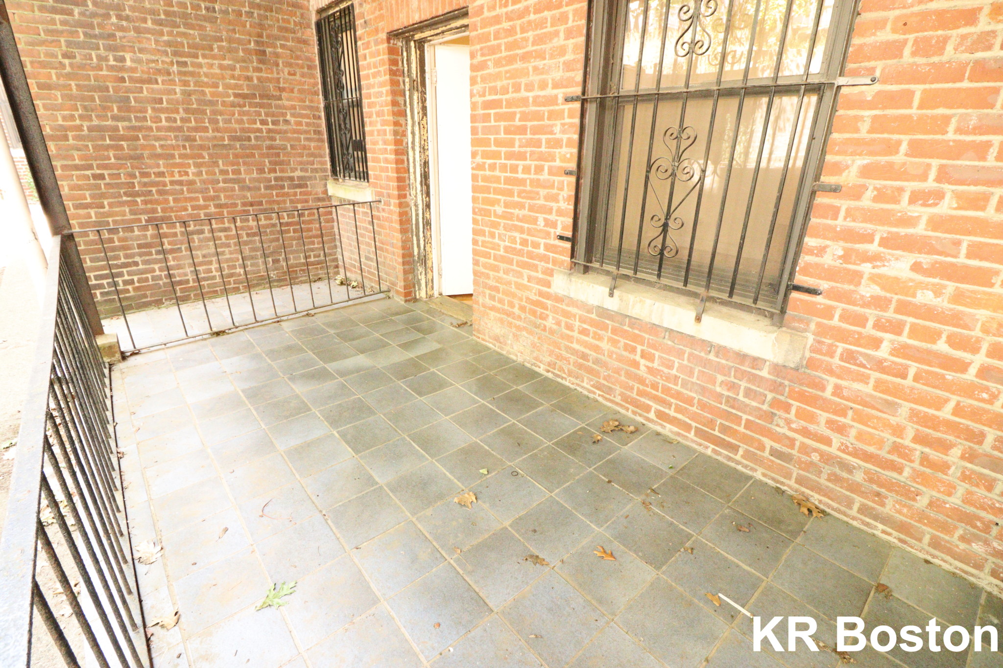 17 Cummings Rd, Brighton