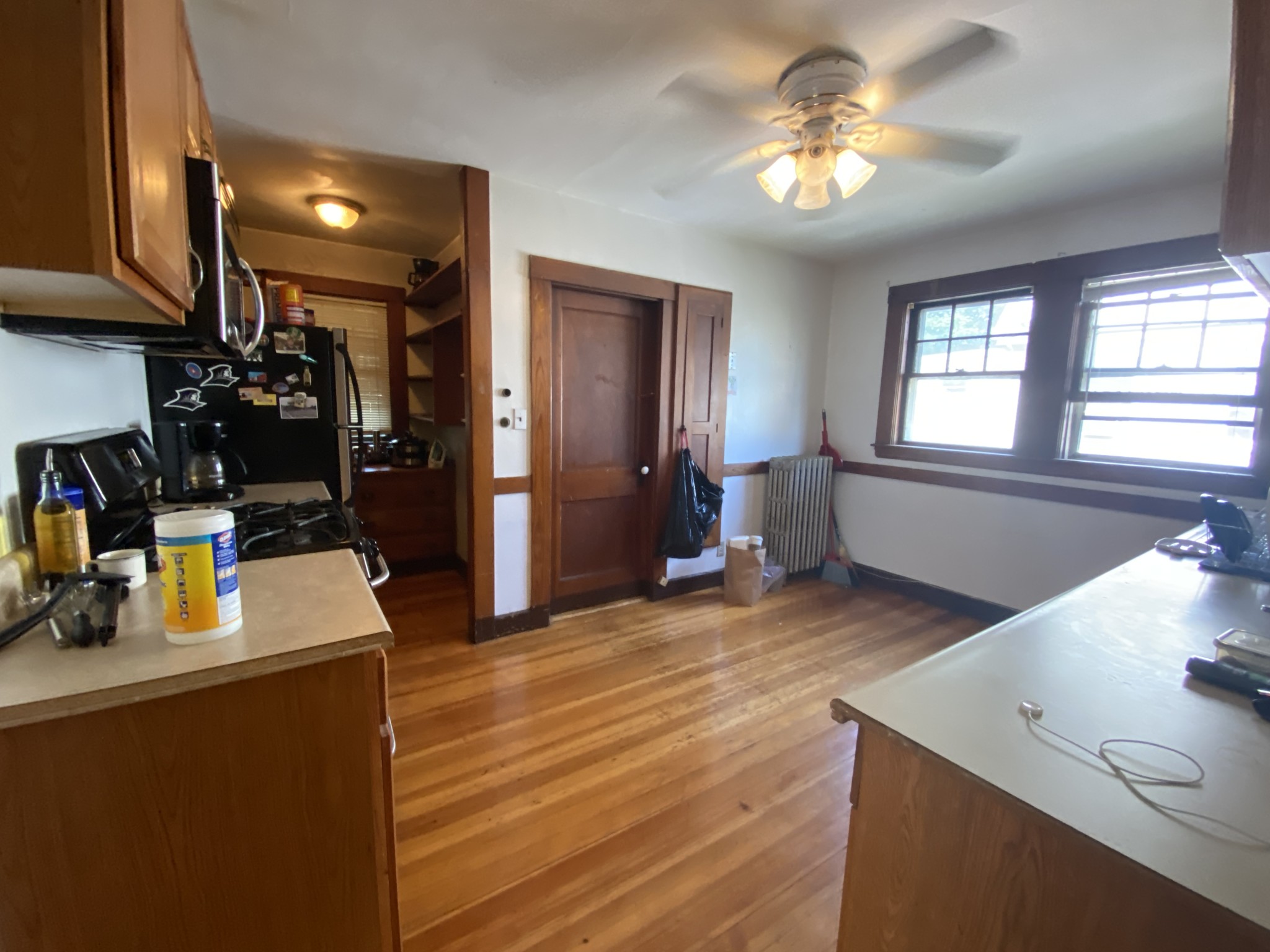 24 Oak Square Ave, Brighton