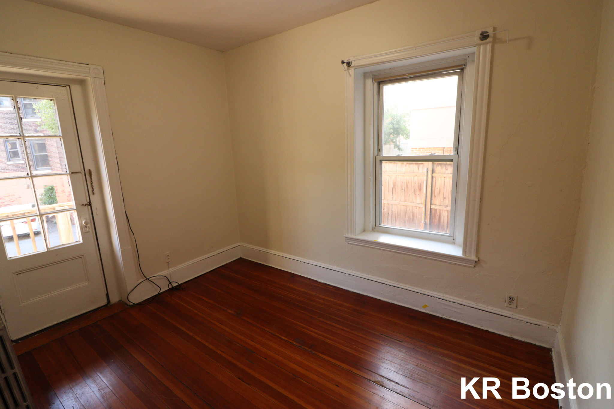 1595 Beacon St, Washington Square