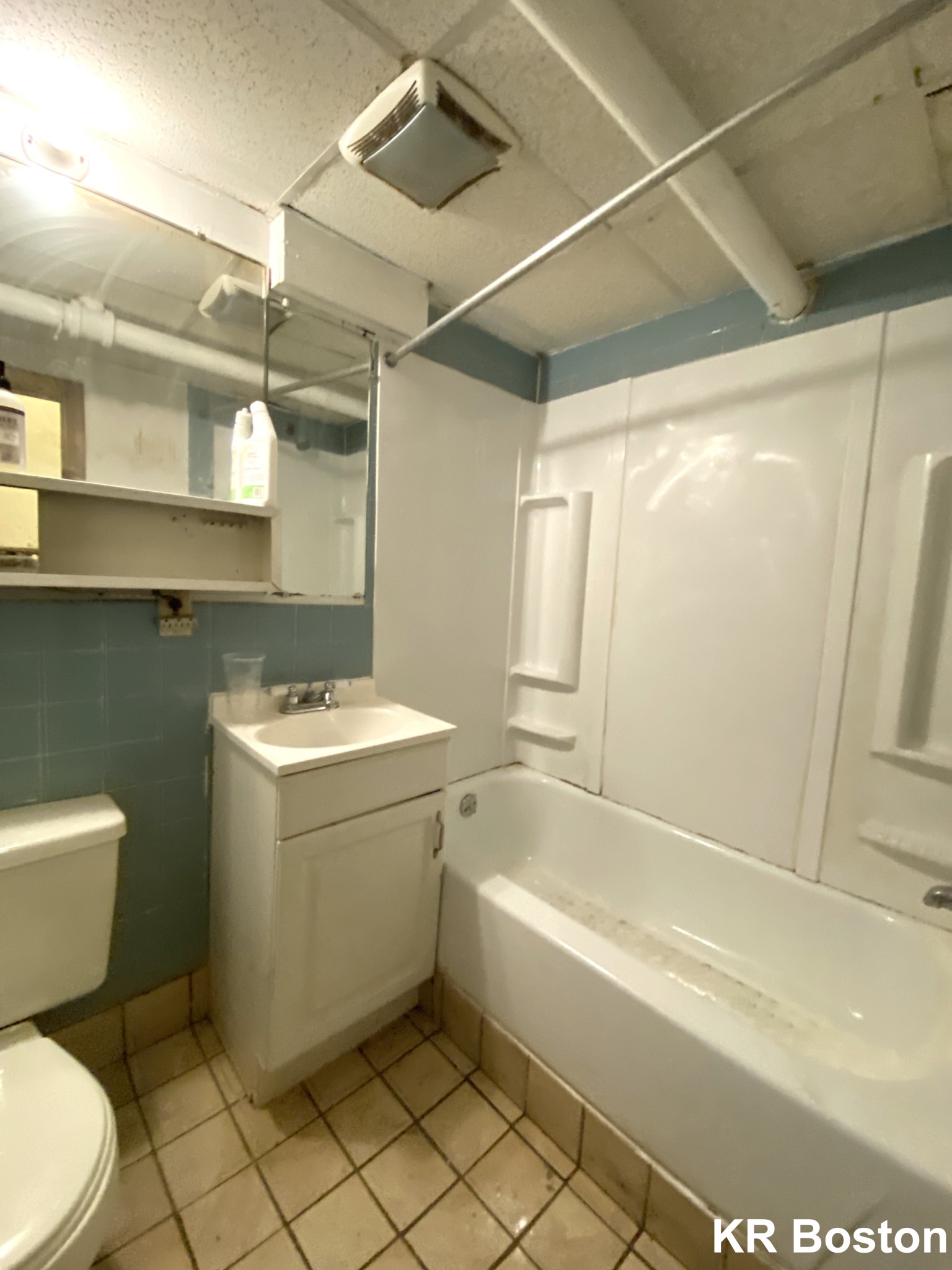 2 bed, 1 bath apartment for rent at 4 Price Rd Unit 16, Allston — photo 6 of 12