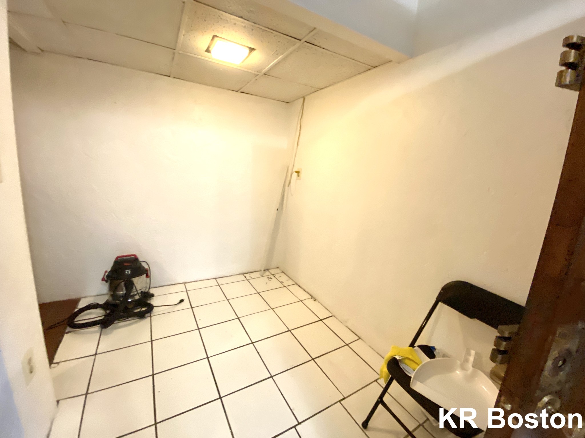 1 bed, 1 bath apartment for rent at 4 Price Rd Unit 15, Allston — photo 6 of 9
