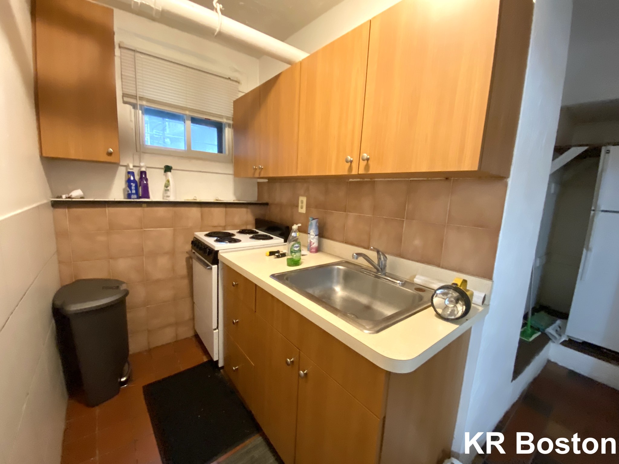 1 bed, 1 bath apartment for rent at 4 Price Rd Unit 15, Allston — photo 5 of 9