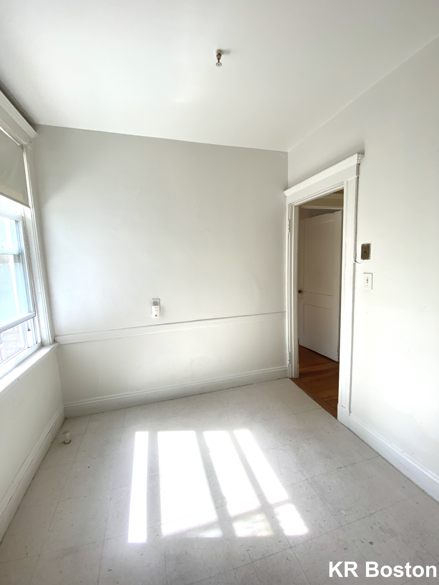 2 bed, 1 bath apartment for rent at 1634 Commonwealth Ave Unit 10, Brighton — photo 23 of 38