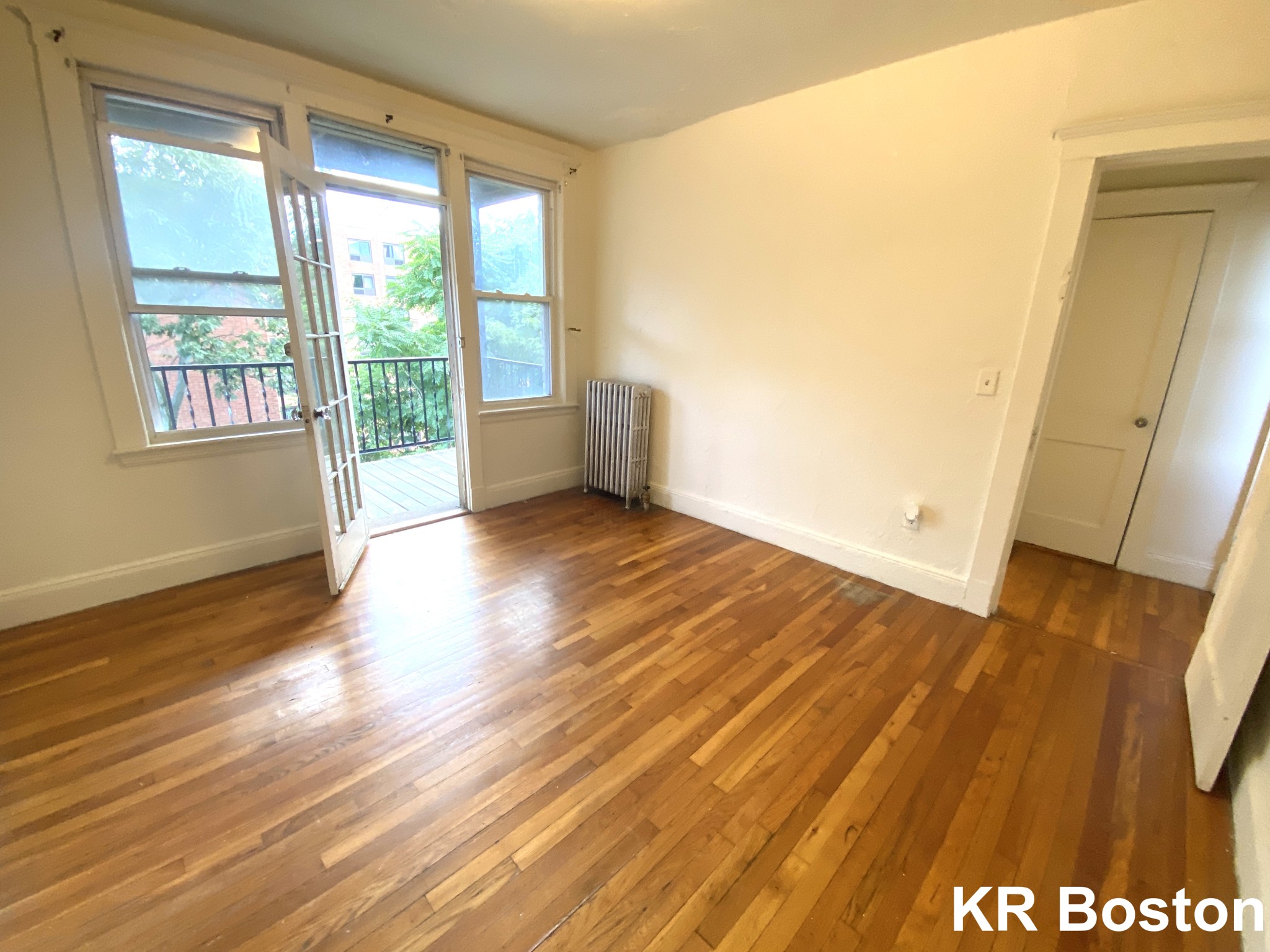 1626 Commonwealth Ave, Brighton