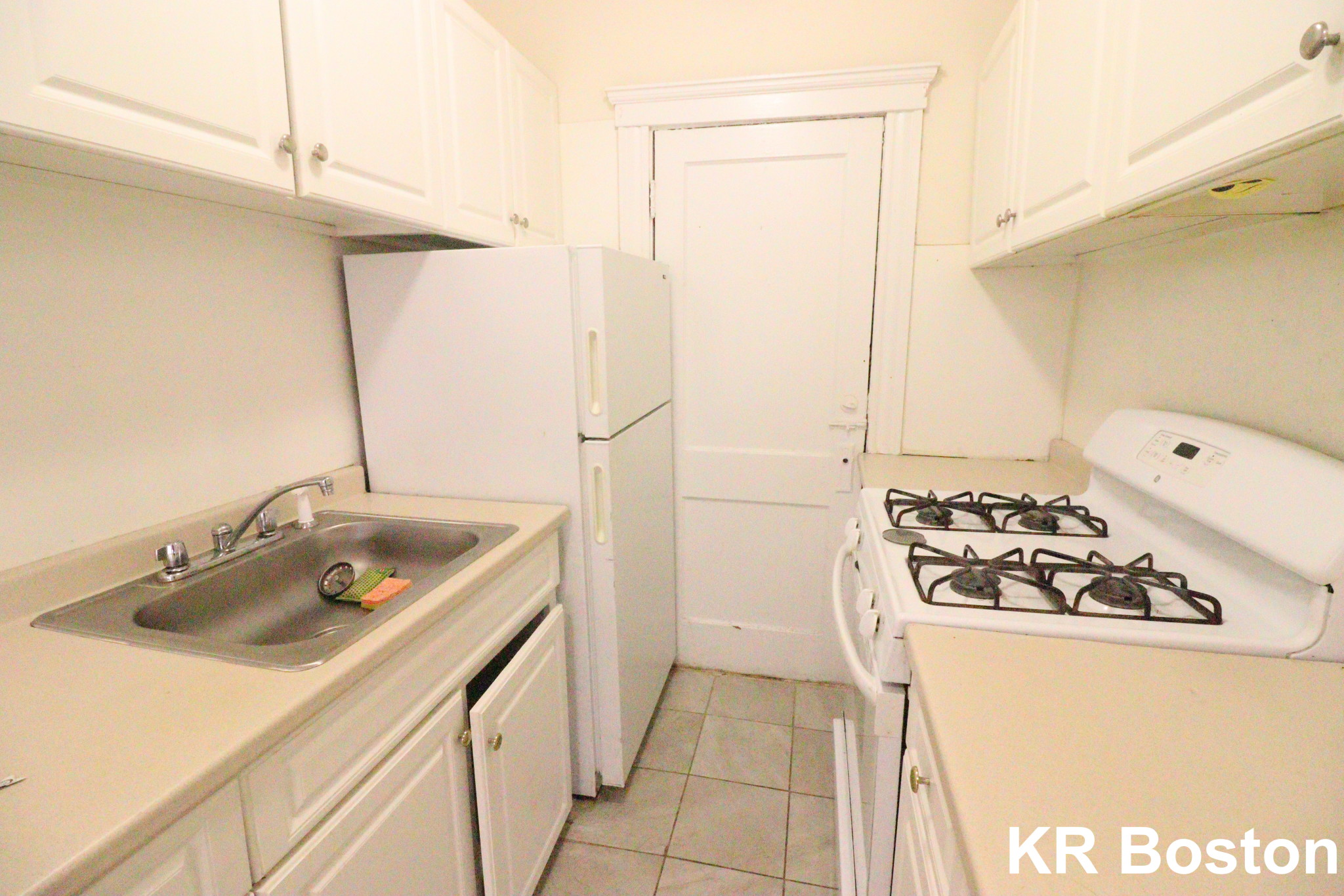 2 bed, 1 bath apartment for rent at 132 Washington St Unit 6, Brighton — photo 5 of 21