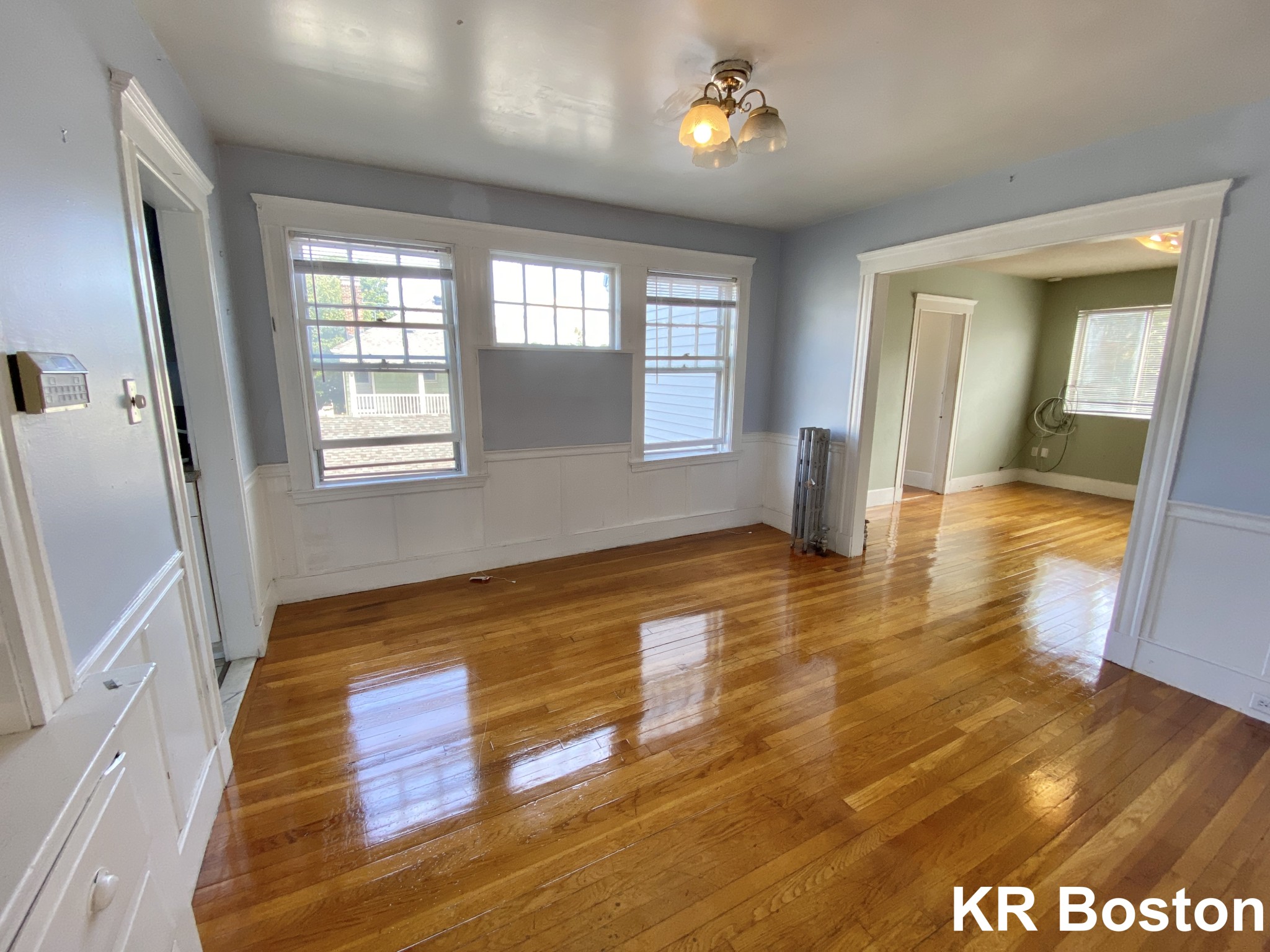 98 Beechcroft St, Brighton