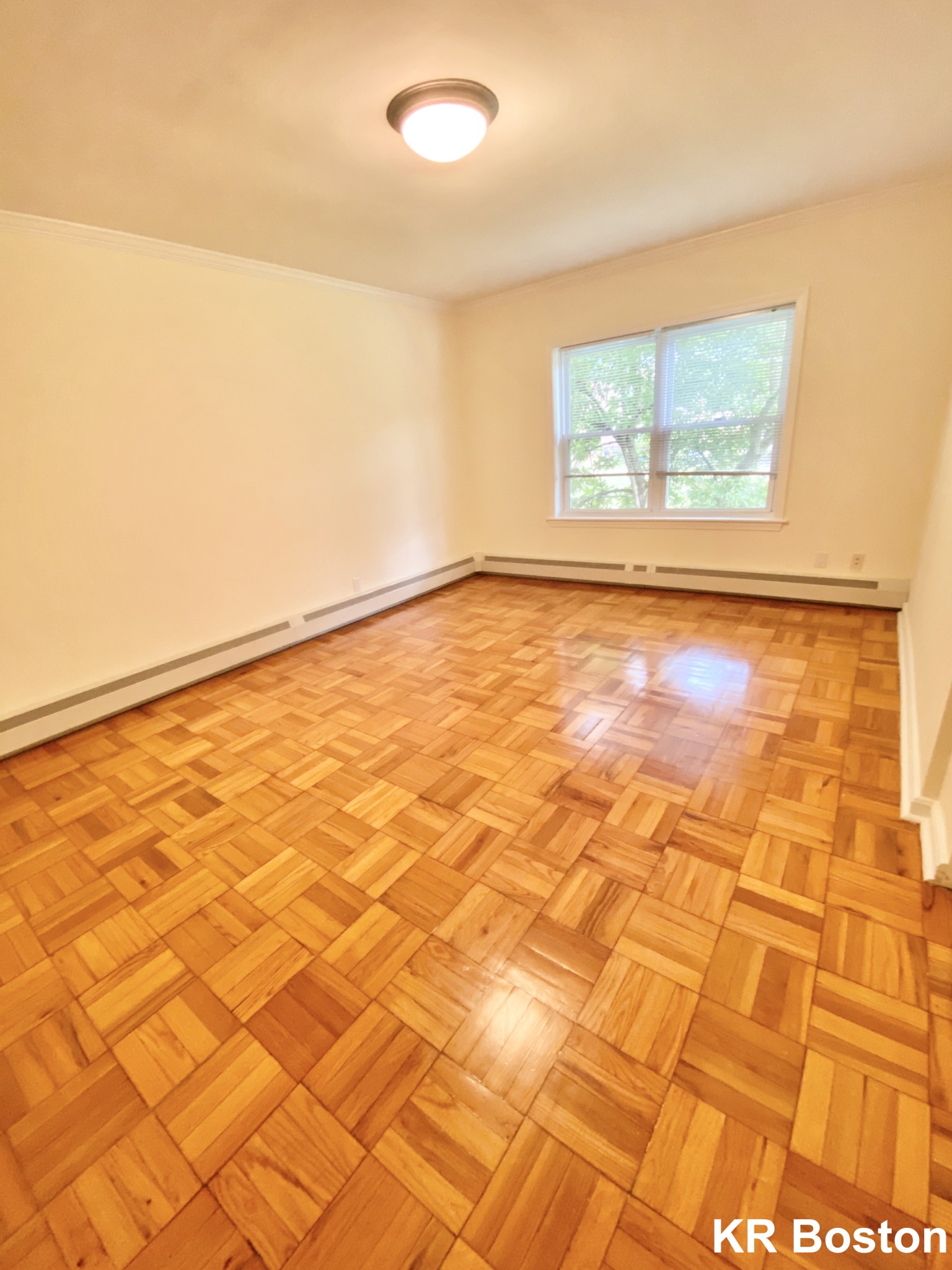 1 bed, 1 bath apartment for rent at 201 Gerry Rd, Brookline — photo 7 of 10