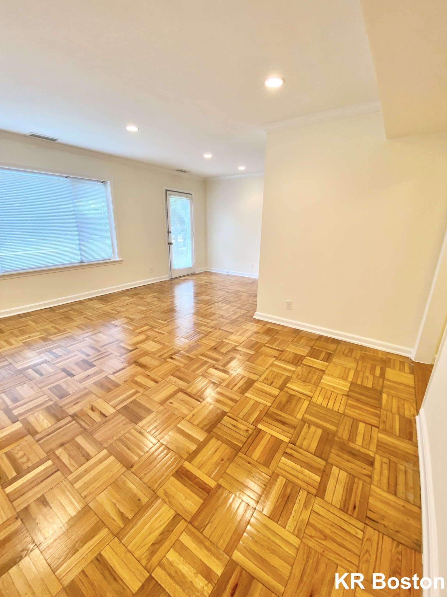 2 bed, 1.5 bath apartment for rent at 88 Gerry, Chestnut Hill — photo 3 of 13