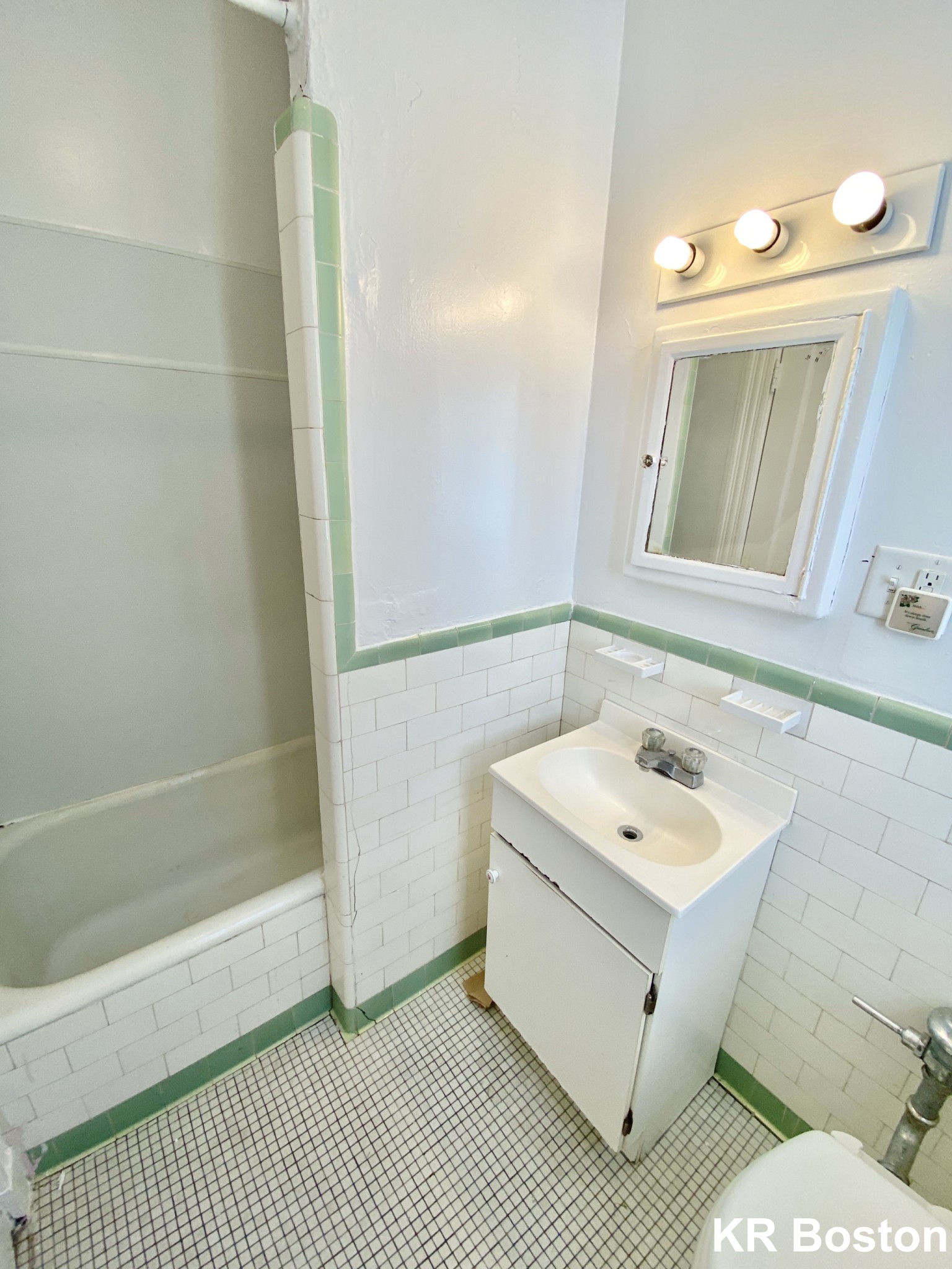 127 Sutherland Rd, Brighton