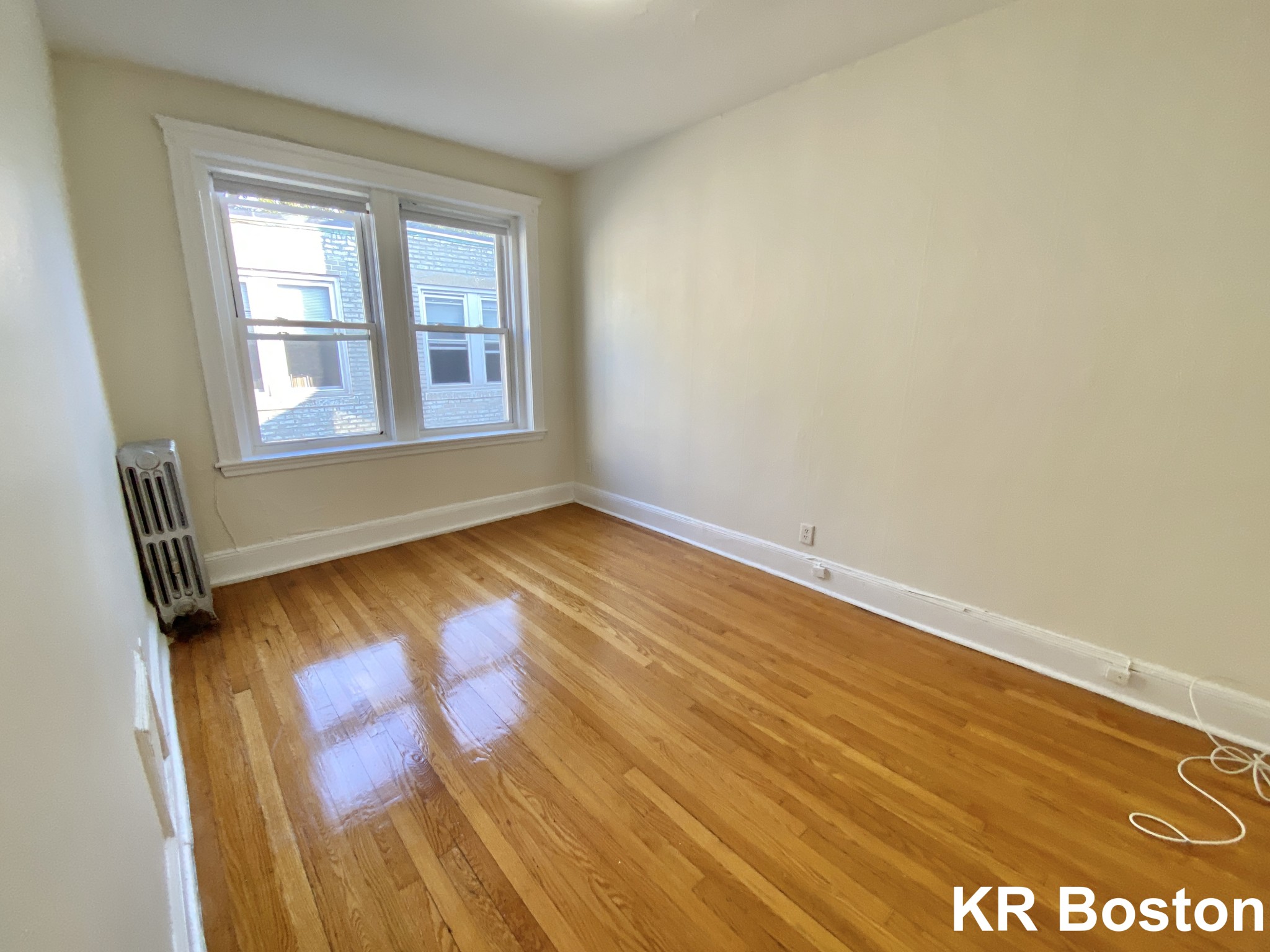 127 Sutherland Rd, Allston