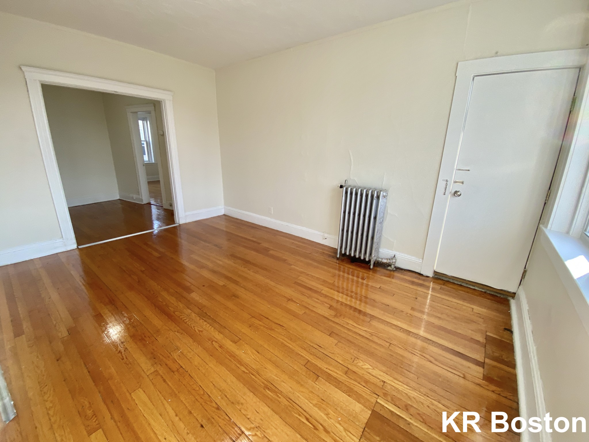 127 Sutherland Rd, Allston