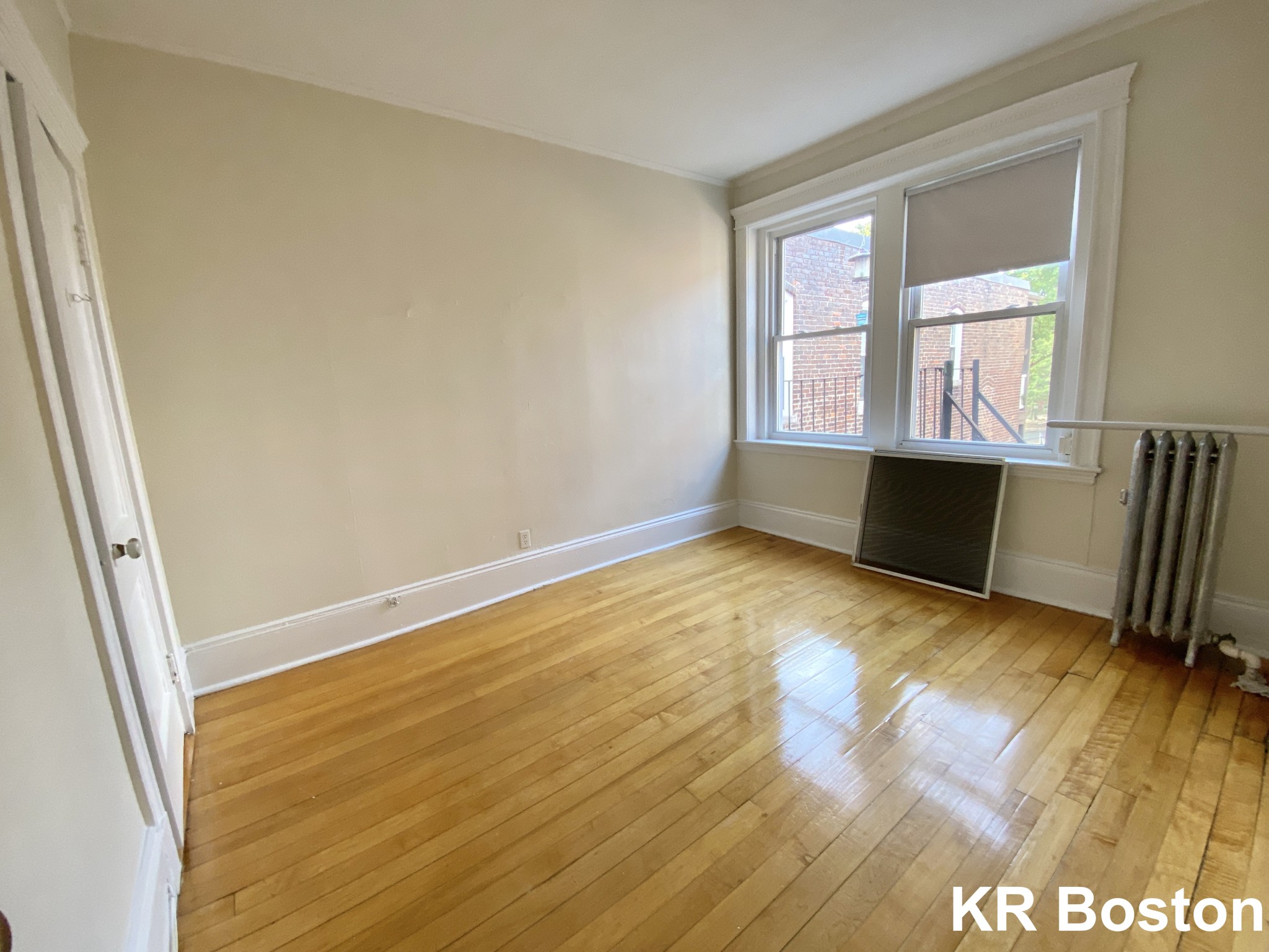 1822 Beacon St, Chestnut Hill