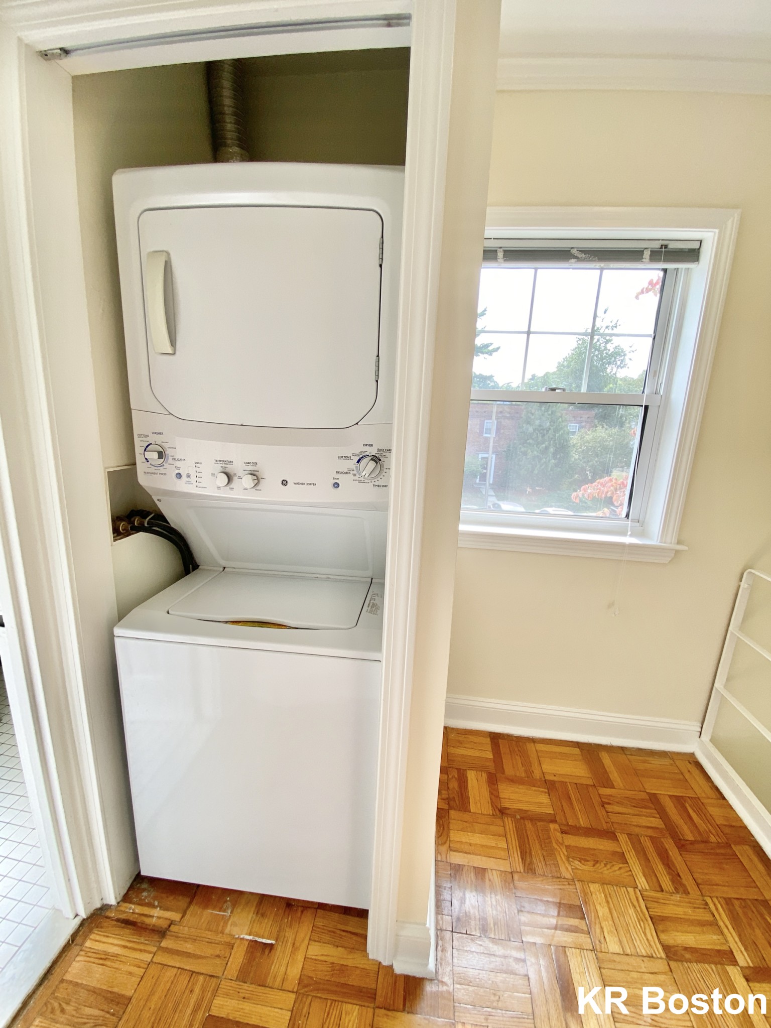 1 bed, 1 bath apartment for rent at 71 Gerry, Brookline — photo 4 of 10