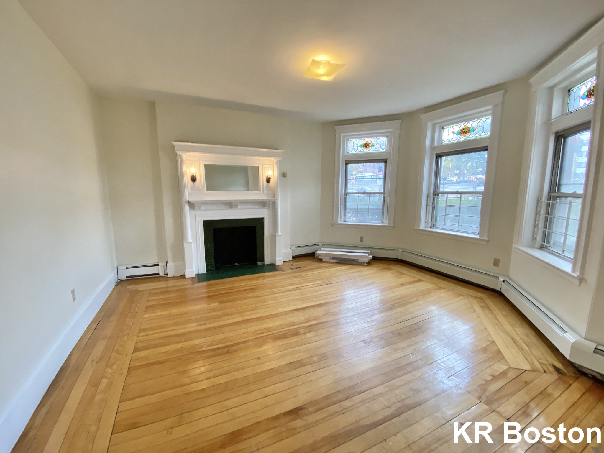 1426 Commonwealth Ave, Brighton