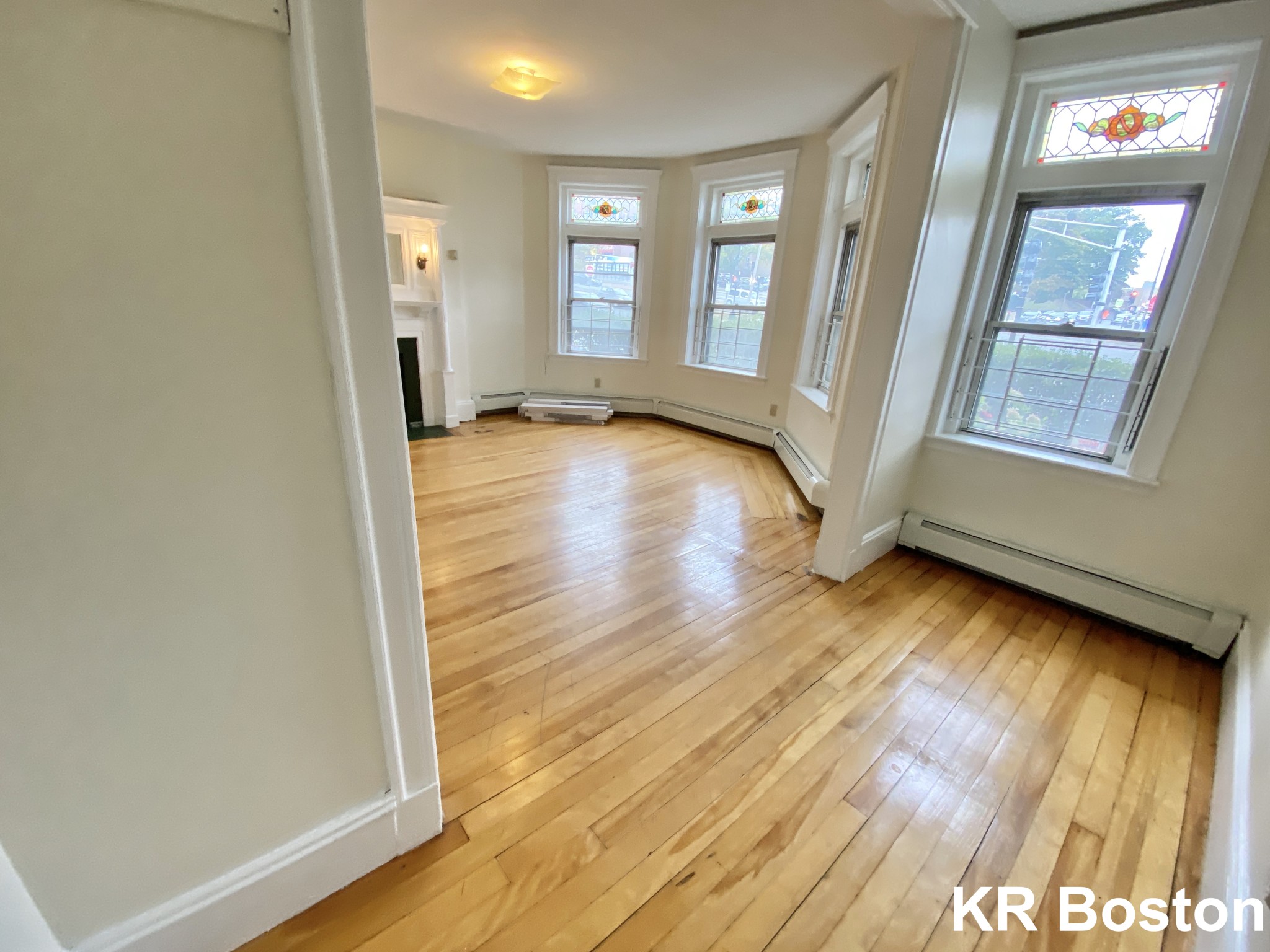 1426 Commonwealth Ave, Brighton