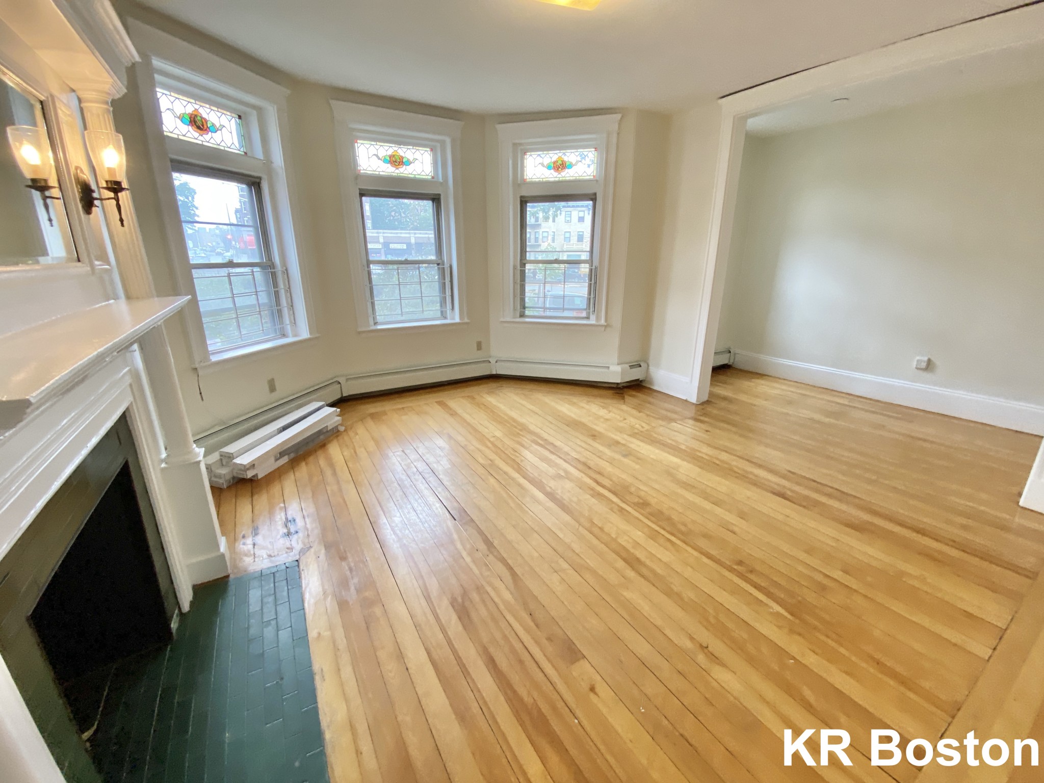 1426 Commonwealth Ave, Brighton