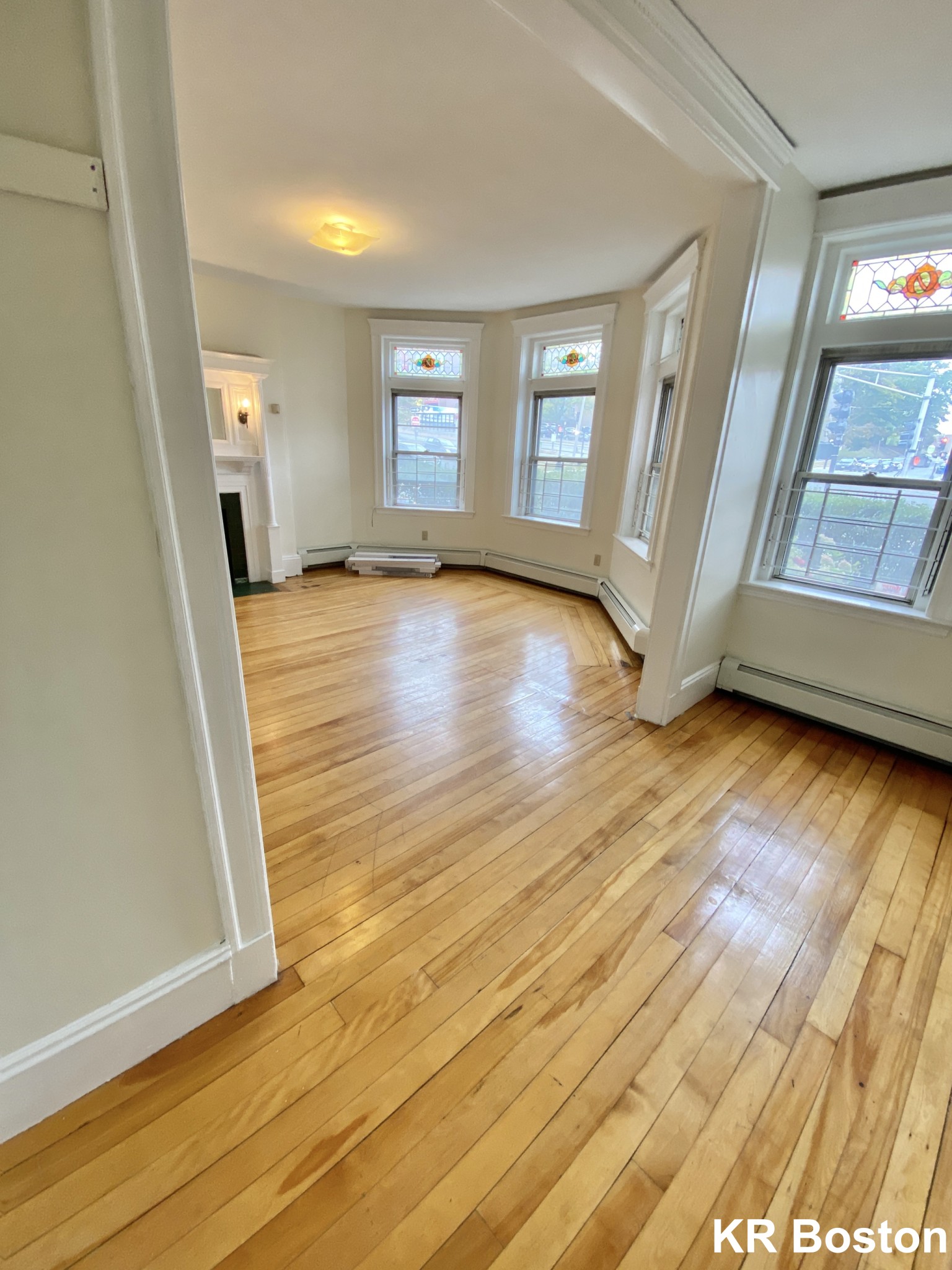 1426 Commonwealth Ave, Brighton