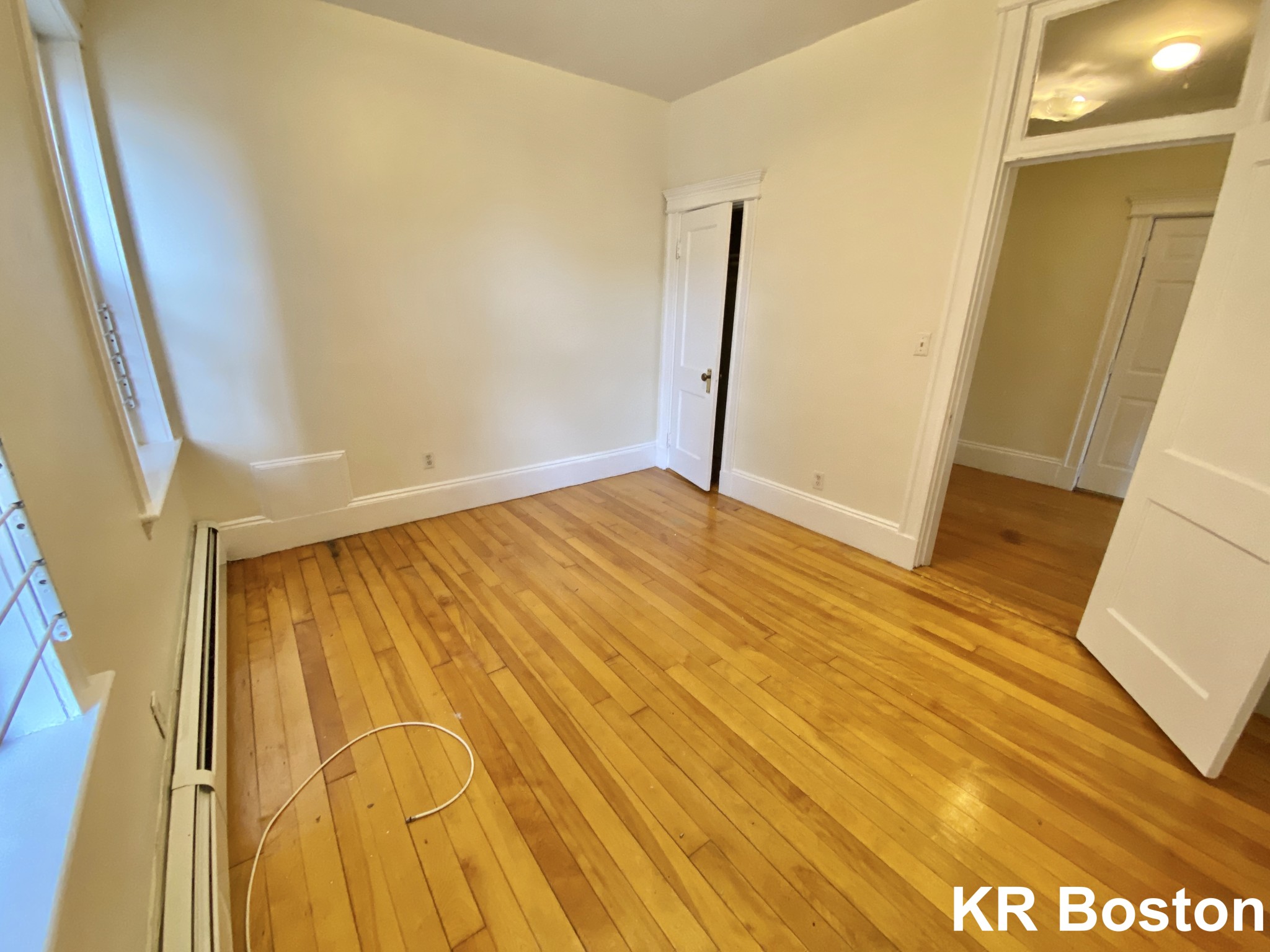 1426 Commonwealth Ave, Brighton