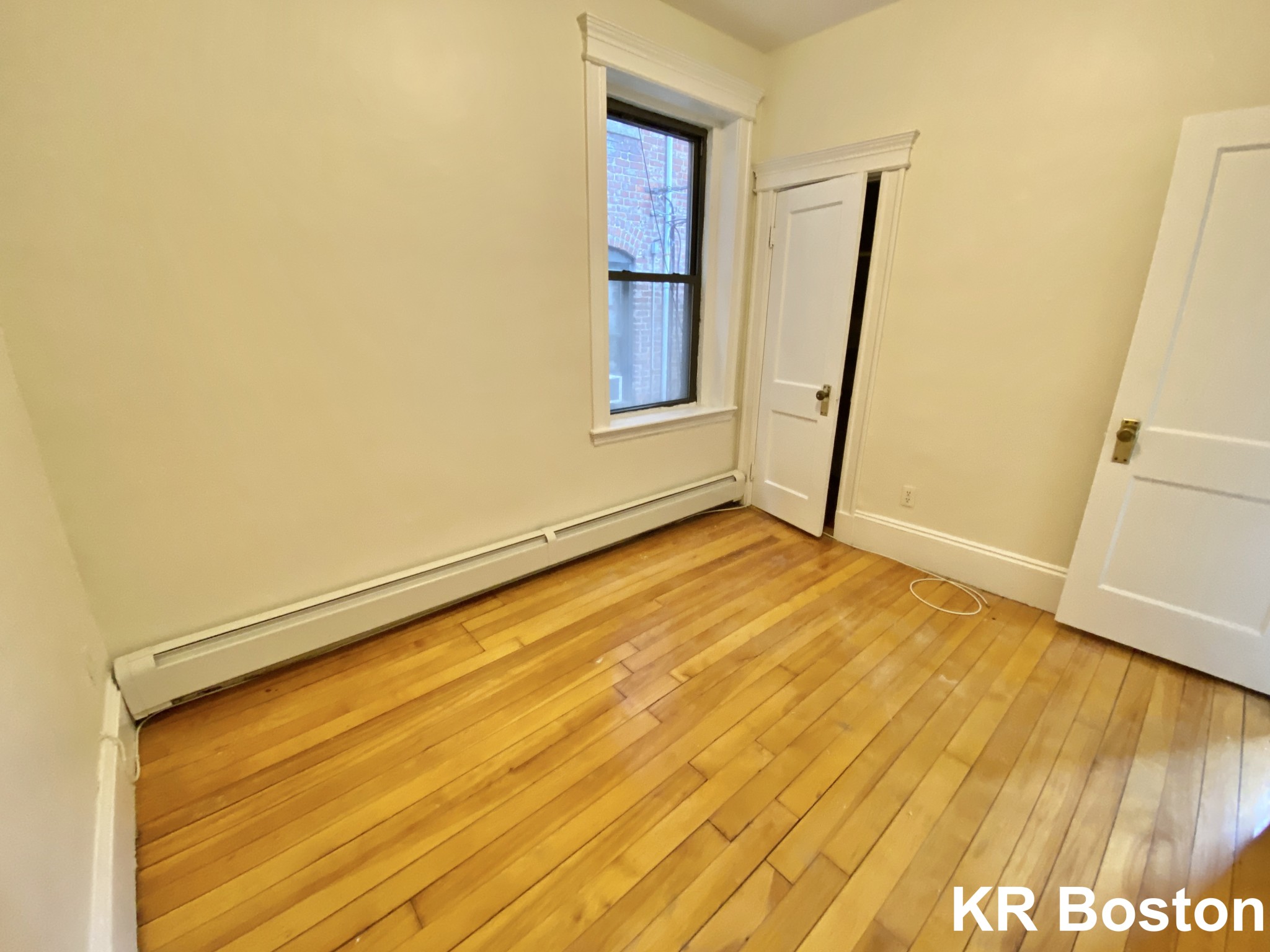 1426 Commonwealth Ave, Brighton