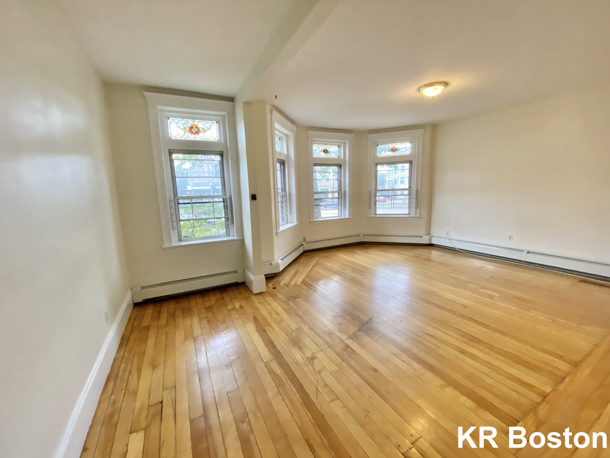 1426 Commonwealth Ave, Brighton