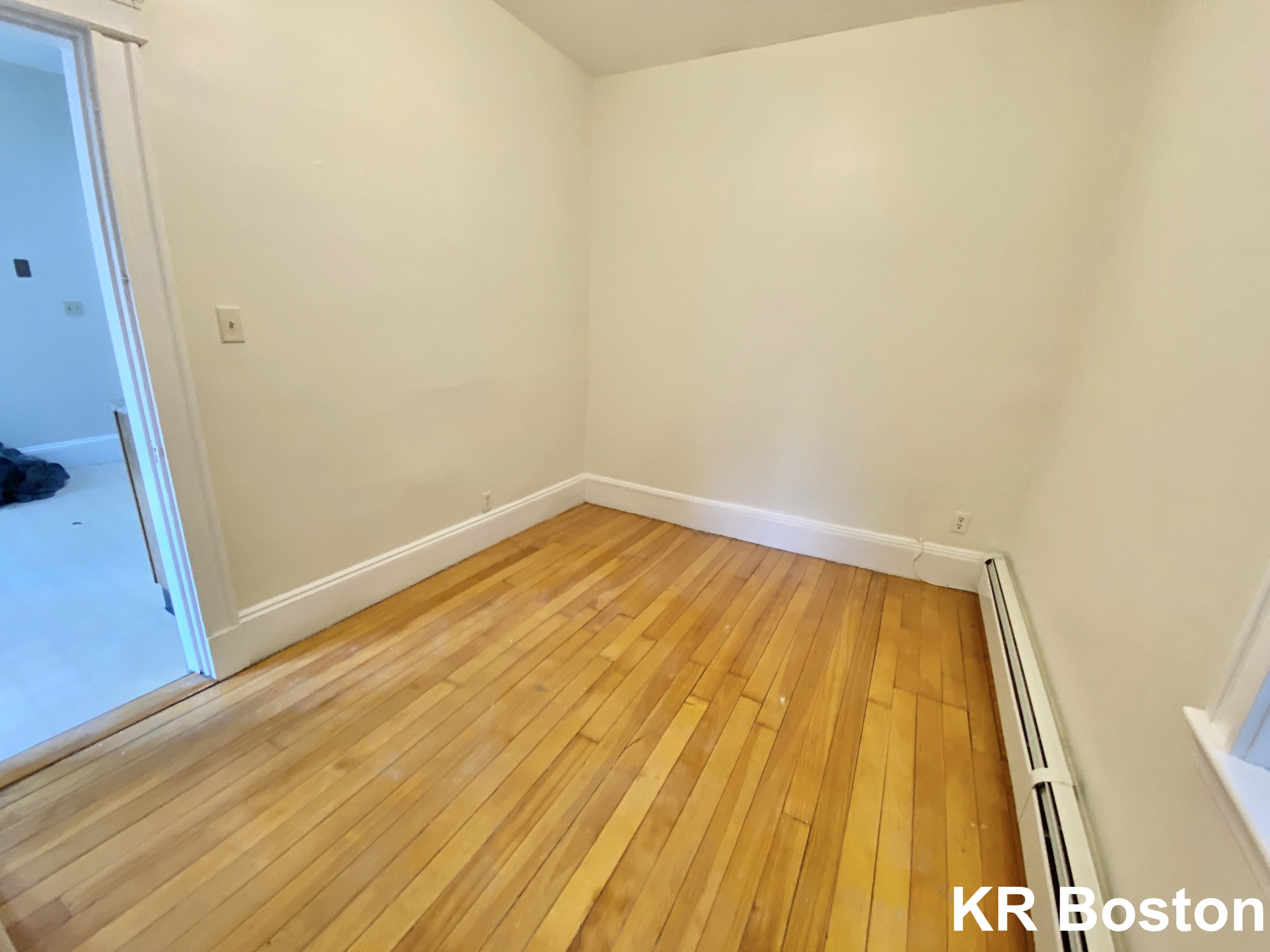 1426 Commonwealth Ave, Brighton