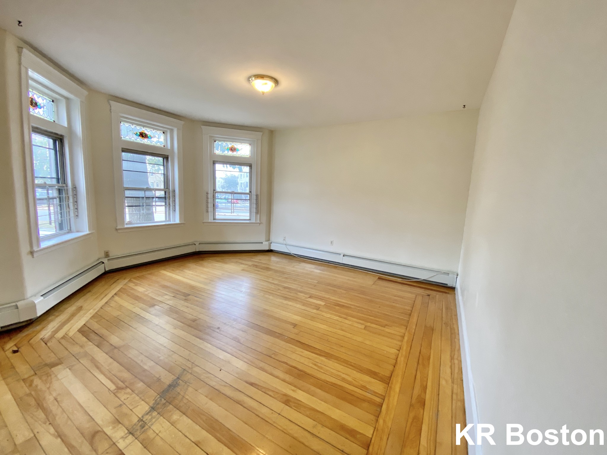 1426 Commonwealth Ave, Brighton