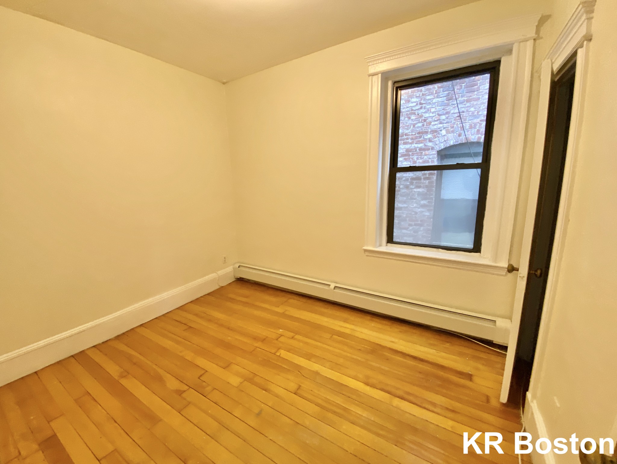 1426 Commonwealth Ave, Brighton