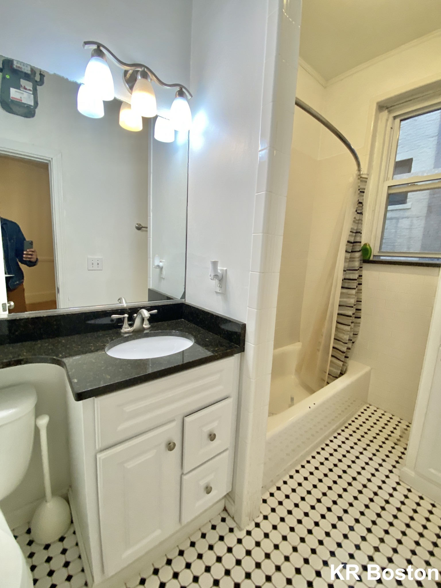 26 Hemenway St, Fenway