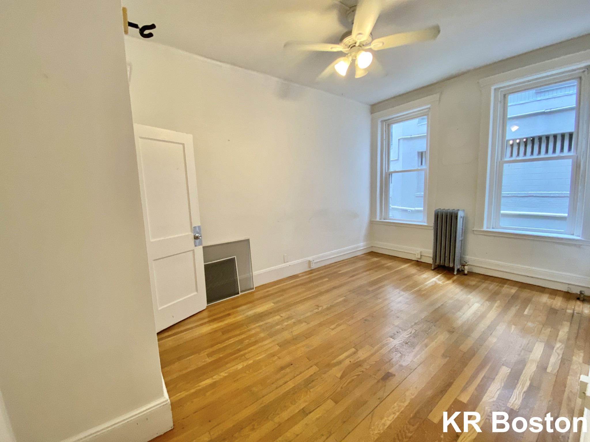 26 Hemenway St, Fenway