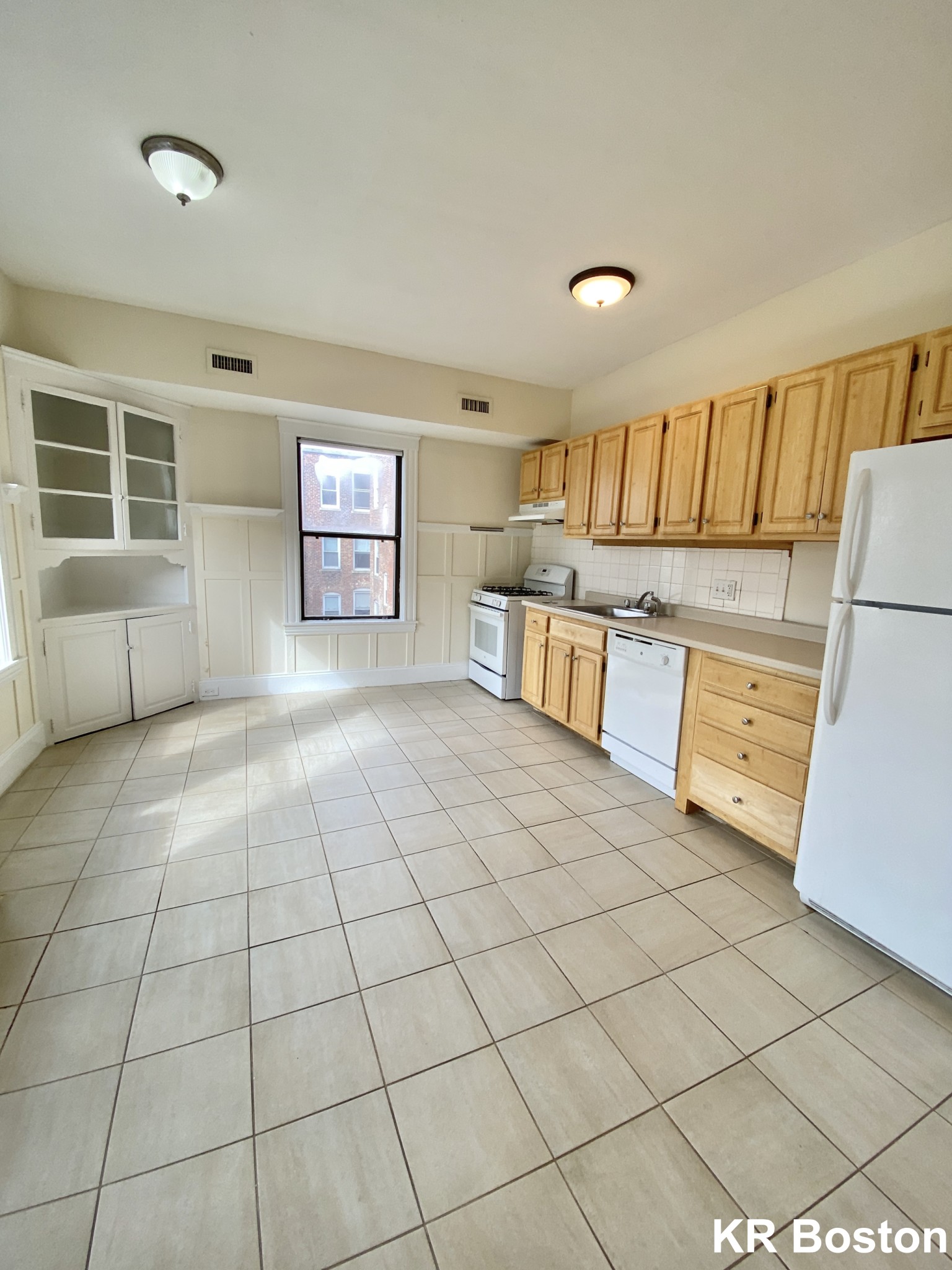 24 Hamilton Rd, Coolidge Corner