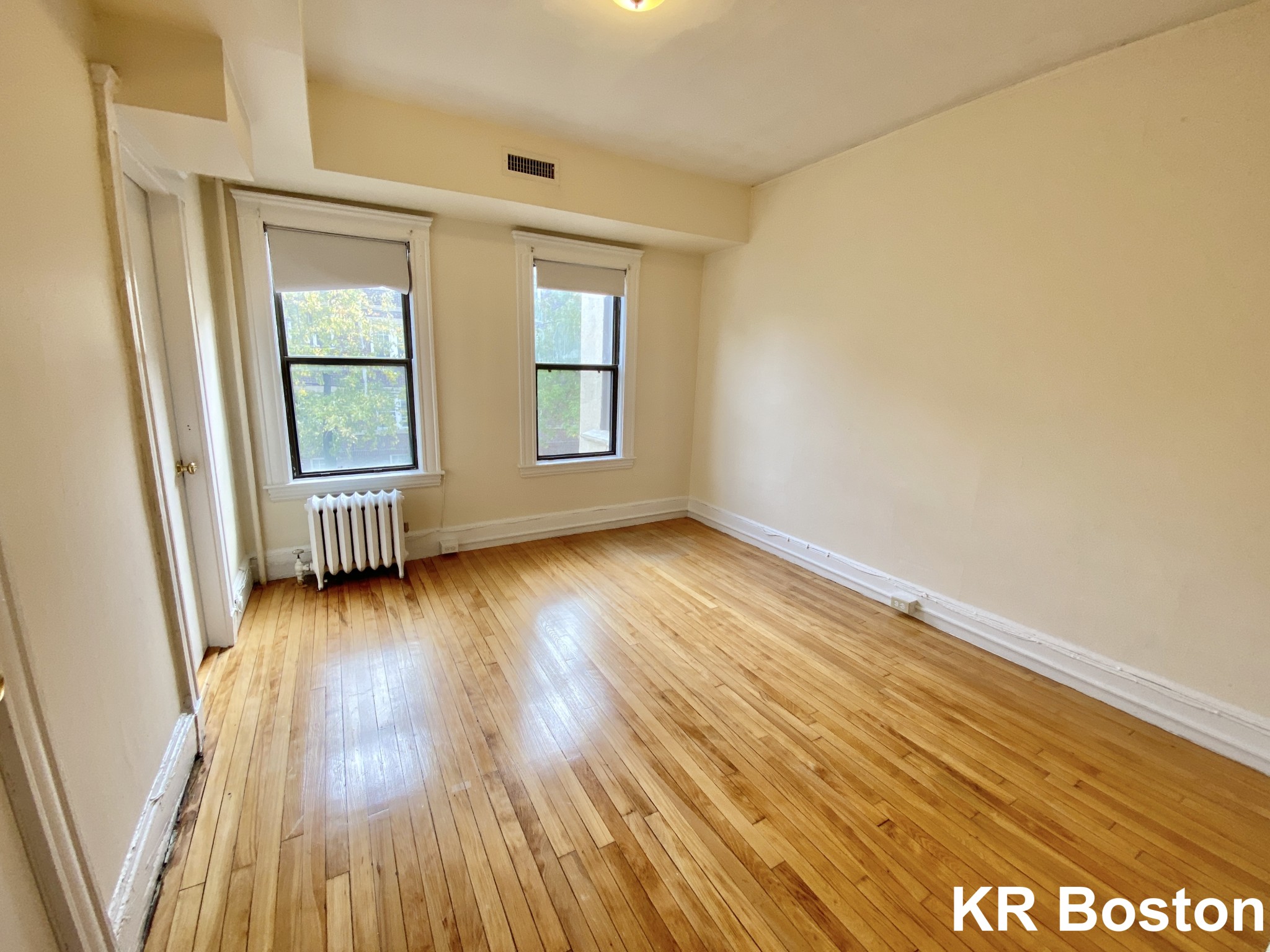 24 Hamilton Rd, Coolidge Corner