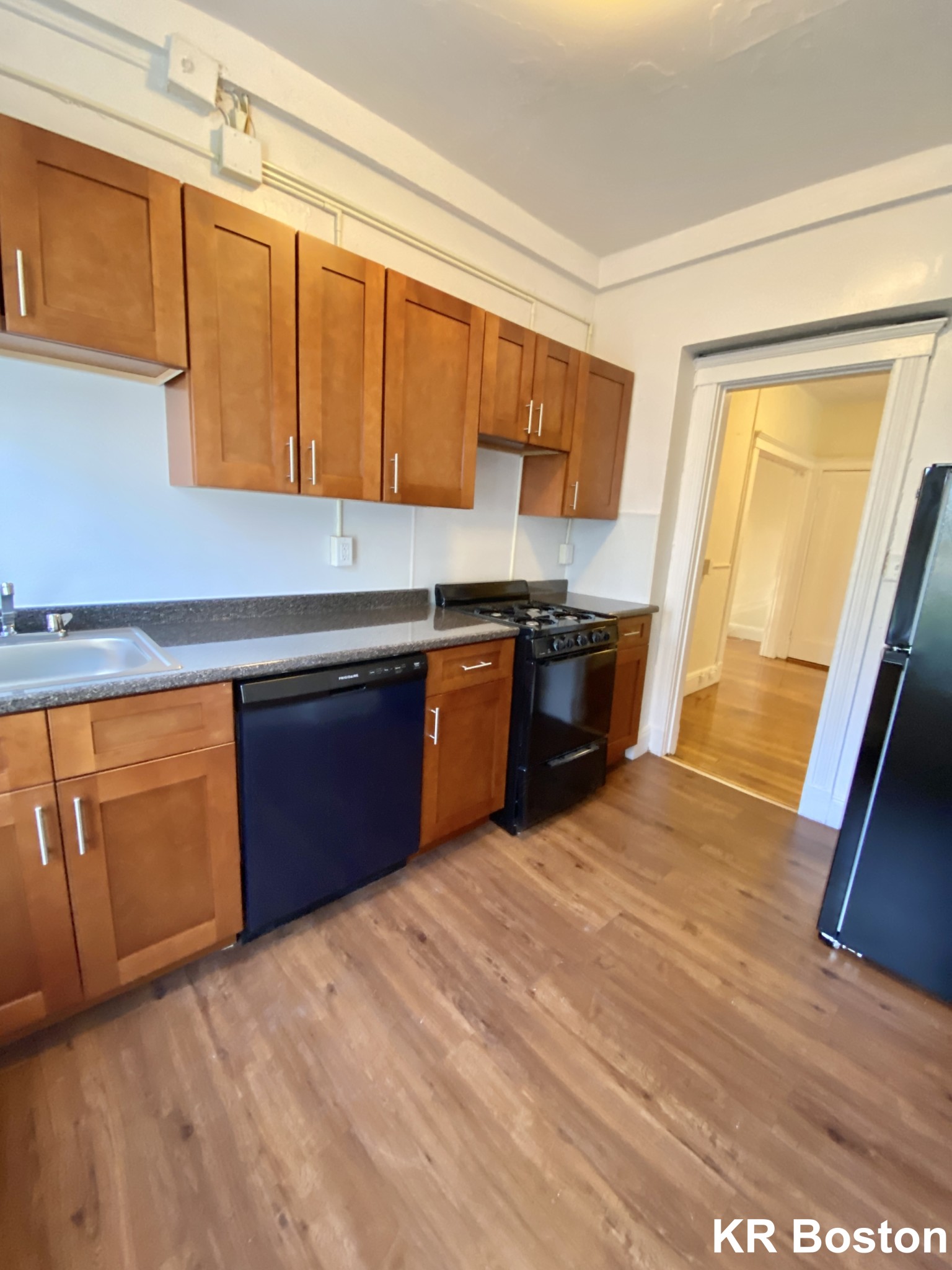 1810 Commonwealth Ave, Brighton