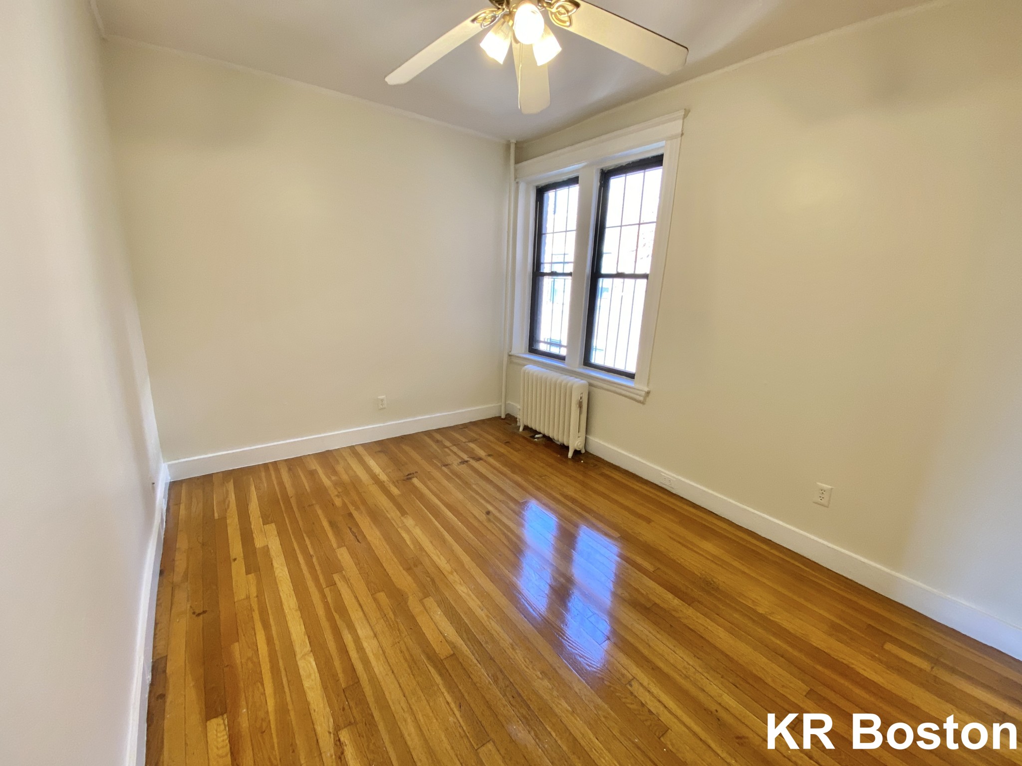 2 bed, 1 bath apartment for rent at 58 Queensberry St Unit 14, Fenway — photo 7 of 18