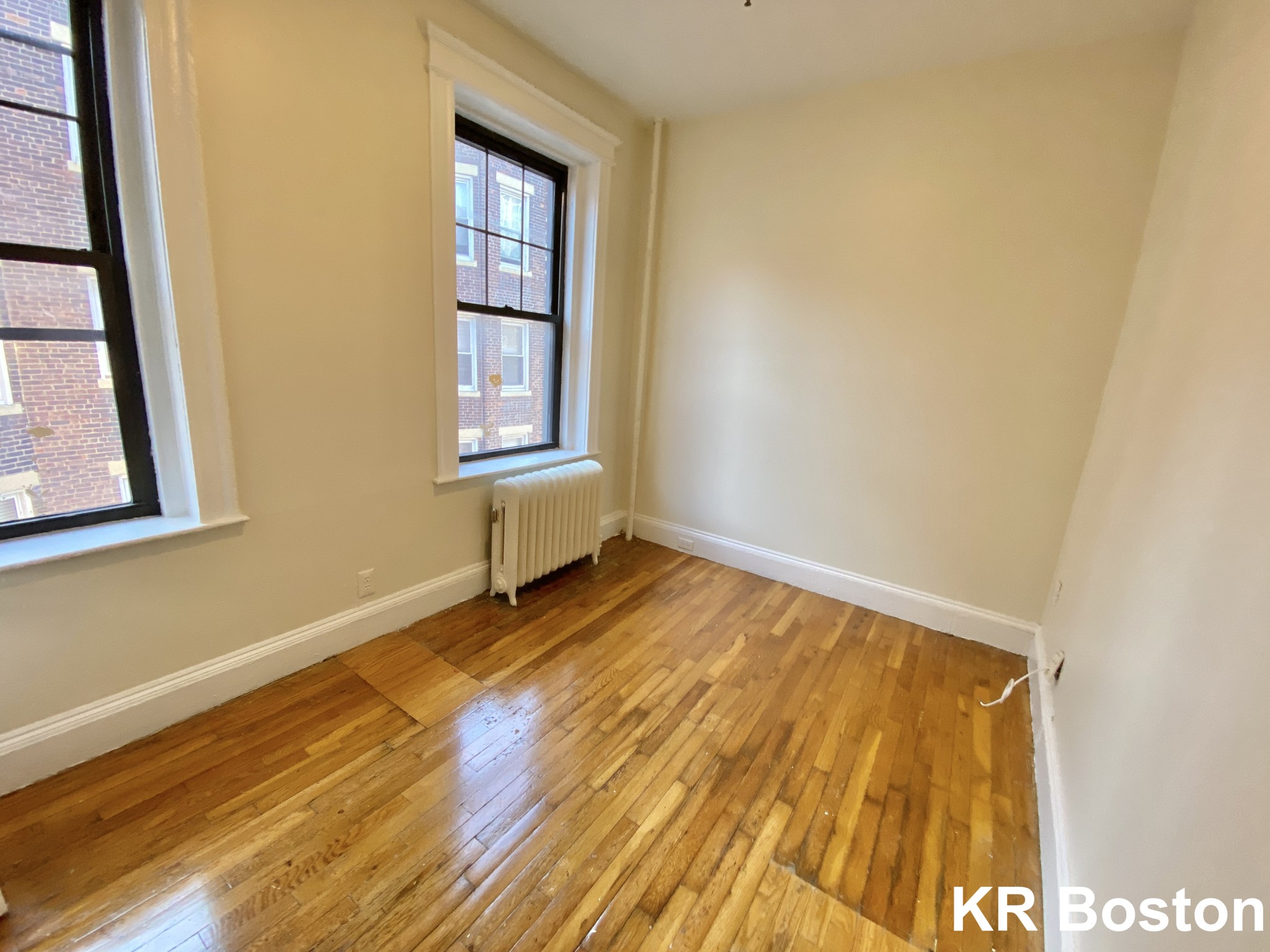 2 bed, 1 bath apartment for rent at 58 Queensberry St Unit 14, Fenway — photo 9 of 18