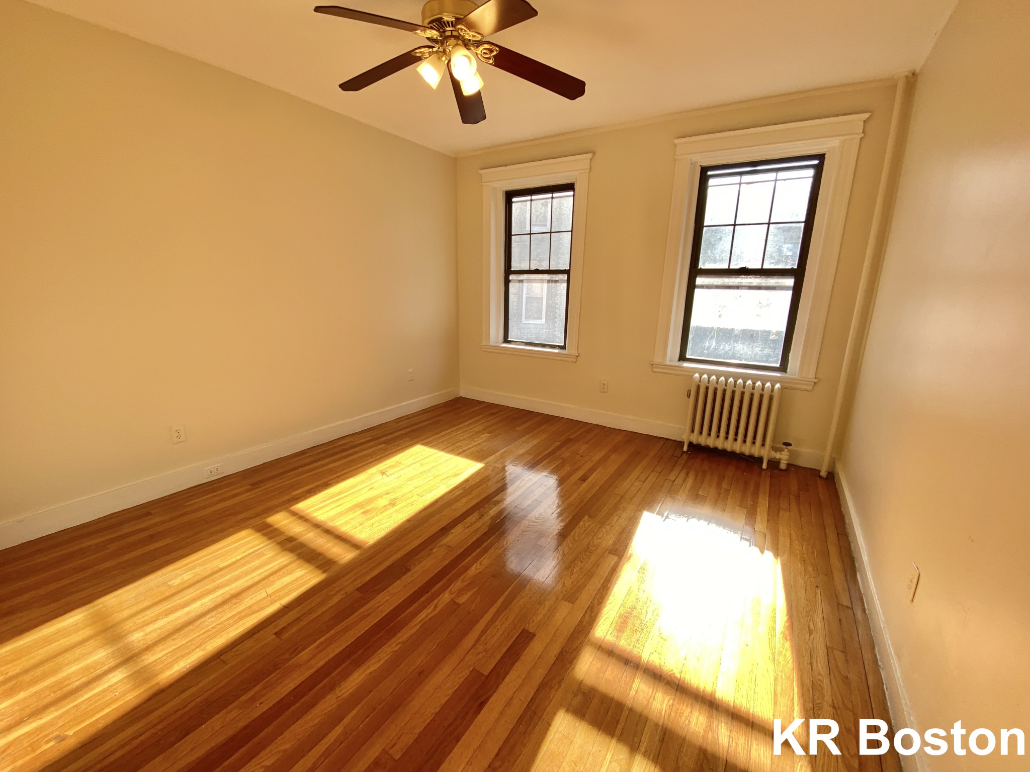 2 bed, 1 bath apartment for rent at 58 Queensberry St Unit 14, Fenway — photo 8 of 18
