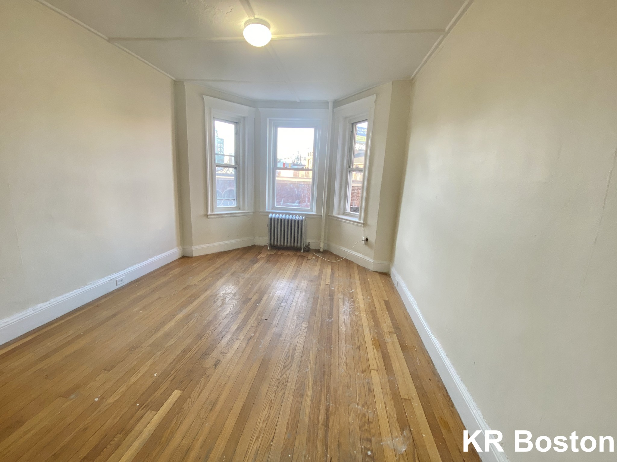 1175 Boylston St, Fenway