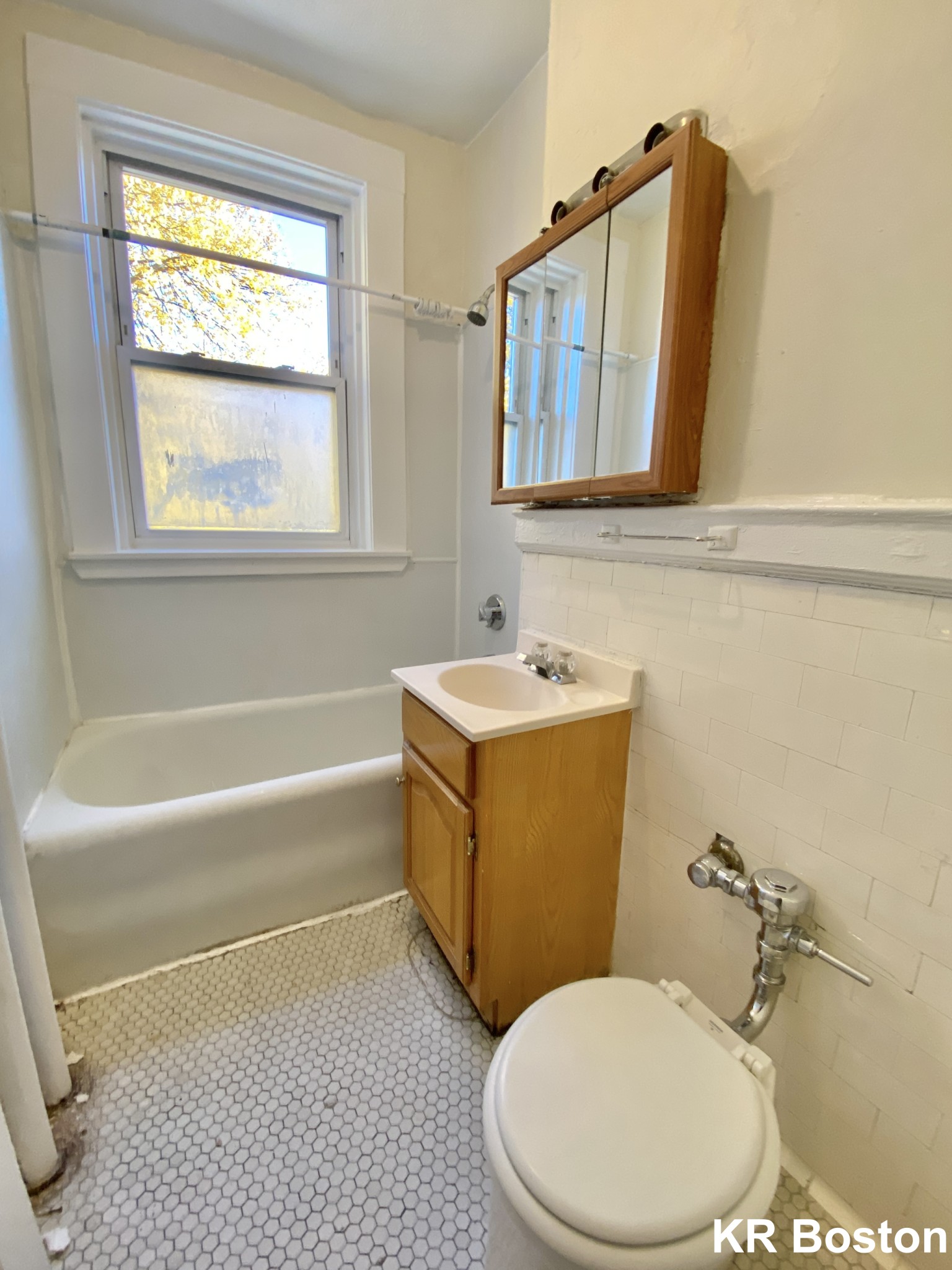 1167 Boylston St, Fenway