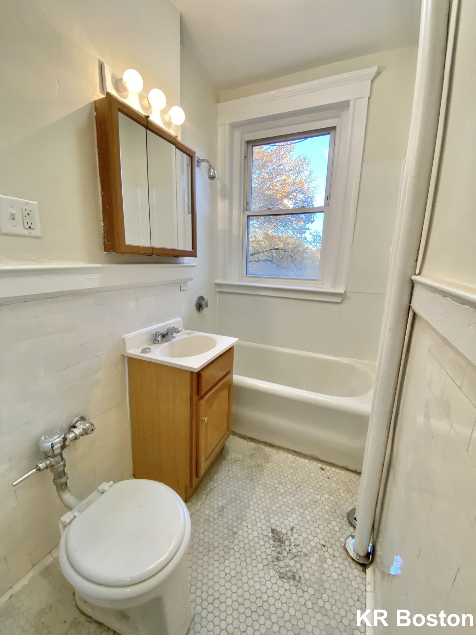 1167 Boylston St, Fenway