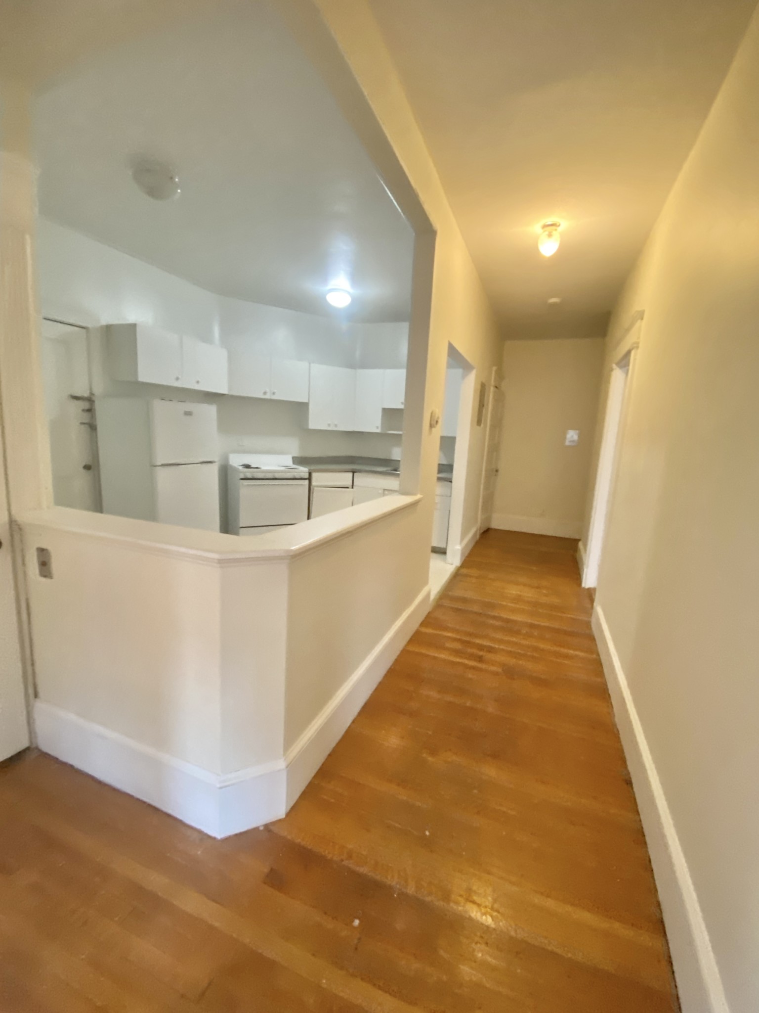 1595 Beacon St, Washington Square