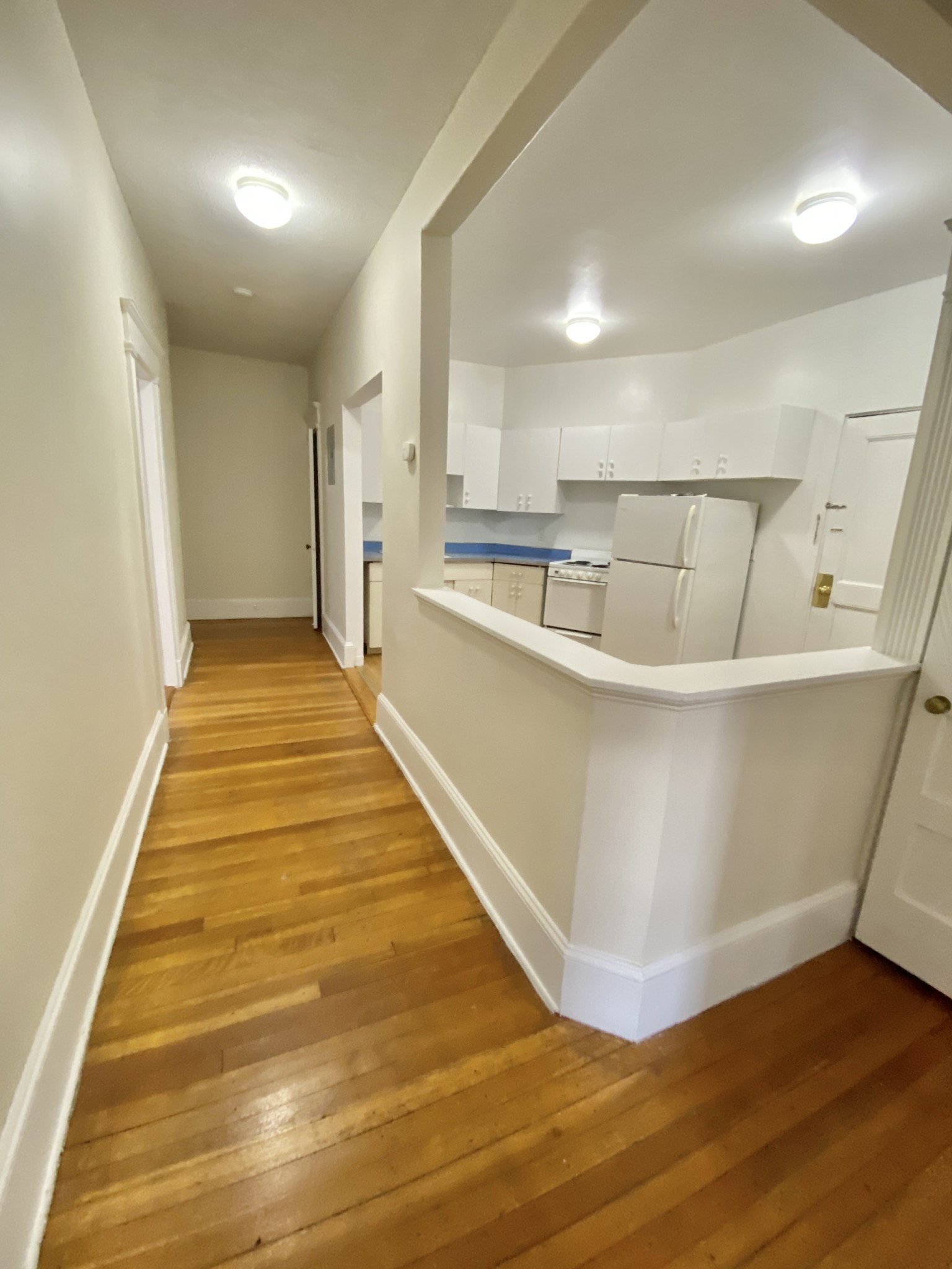 1589 Beacon St, Washington Square