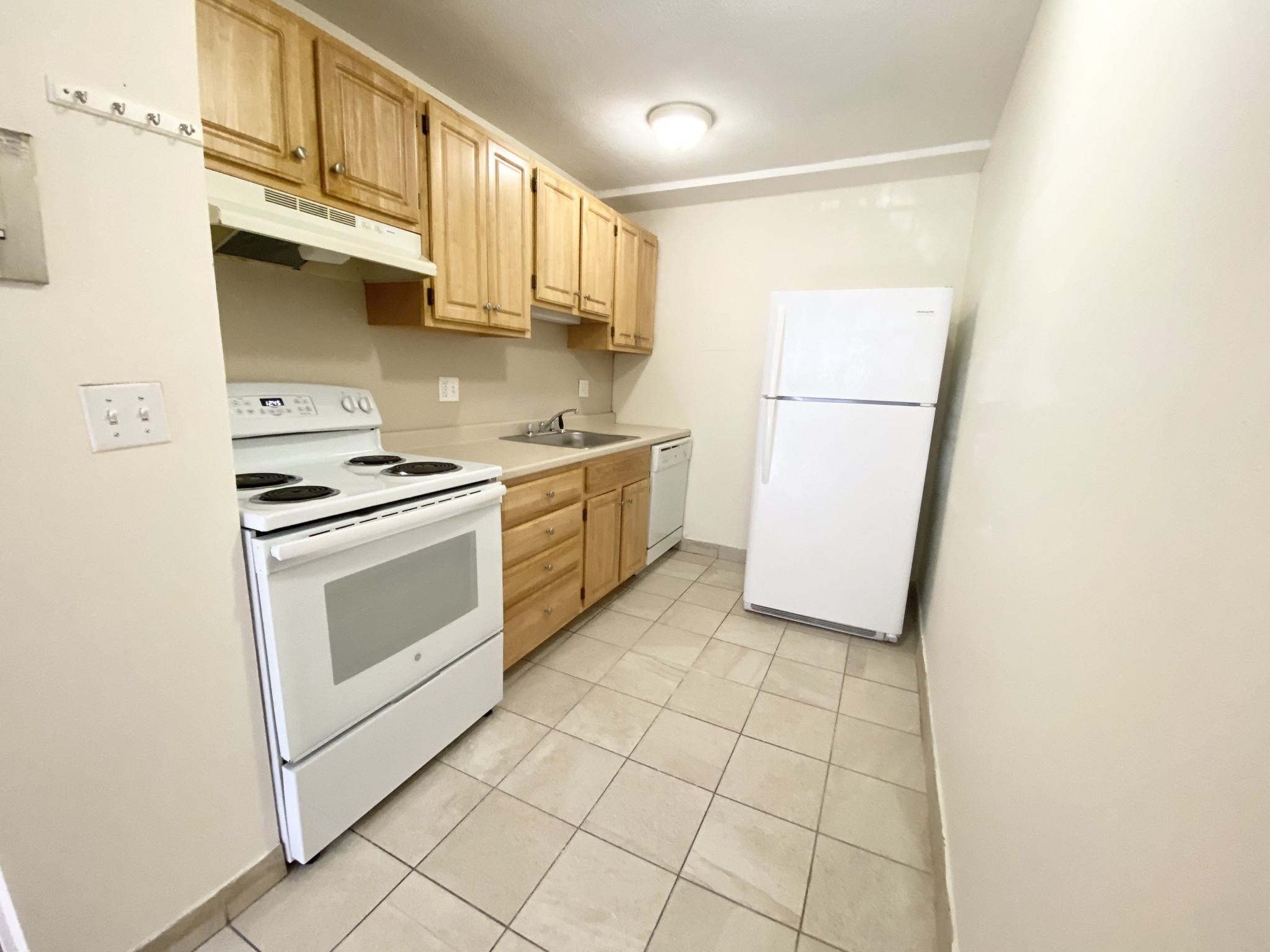 4 Gardner St, Allston